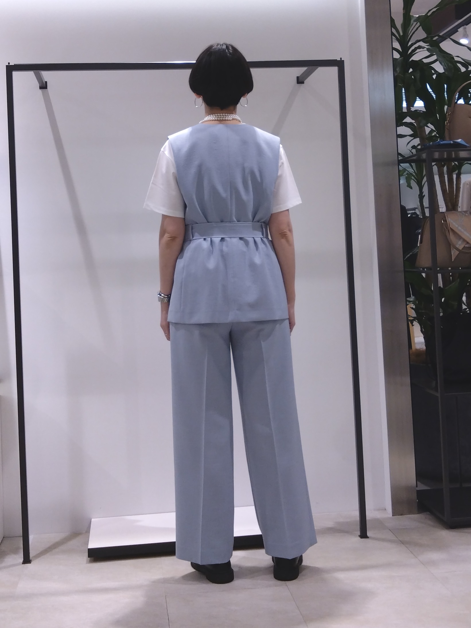 まちこさんの「UNTITLED｜【UV/接触冷感/セットアップ可】スラブワイドパンツ」を使ったコーディネート