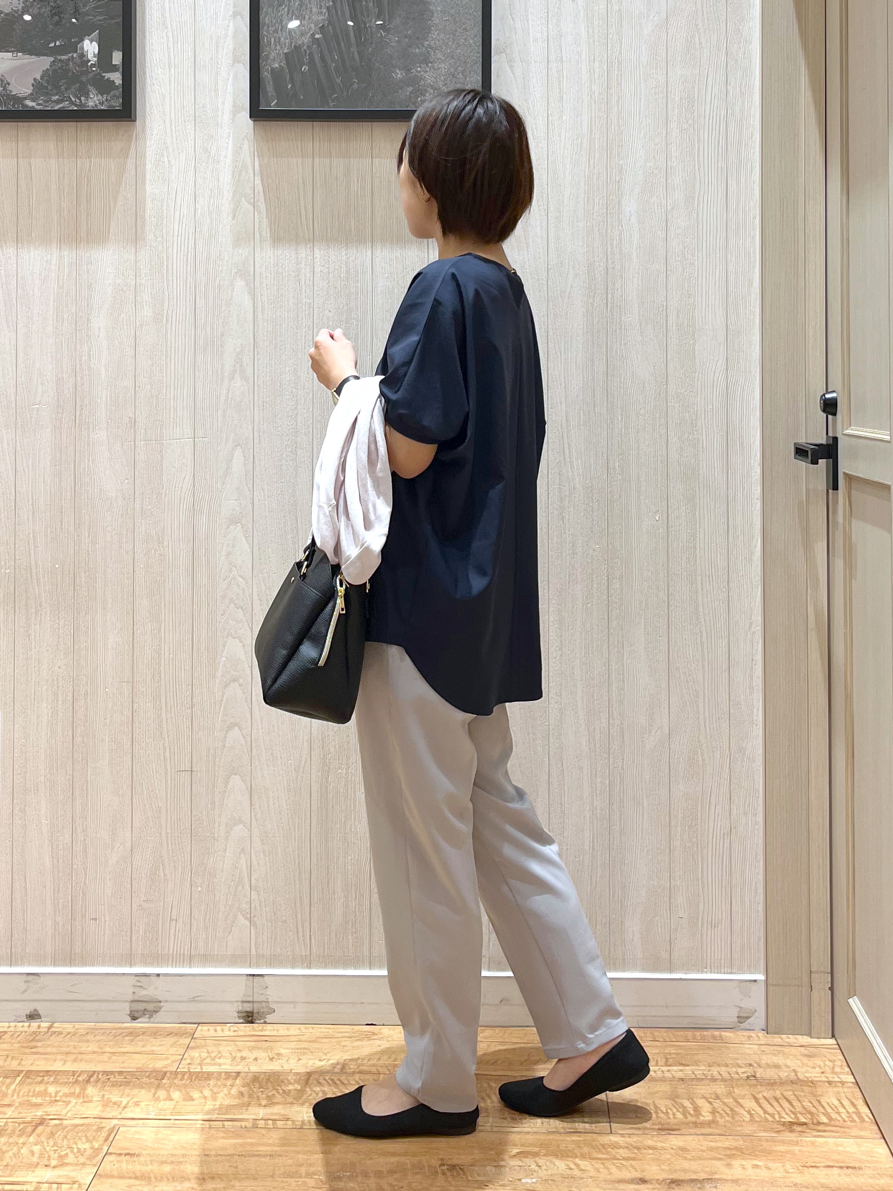 shirayuuuさんの「SHOO･LA･RUE｜【ひんやり/洗濯機可/S-LL】着る方がすっきり見えに マルチに使えるミドルトッパーカーディガン」を使ったコーディネート