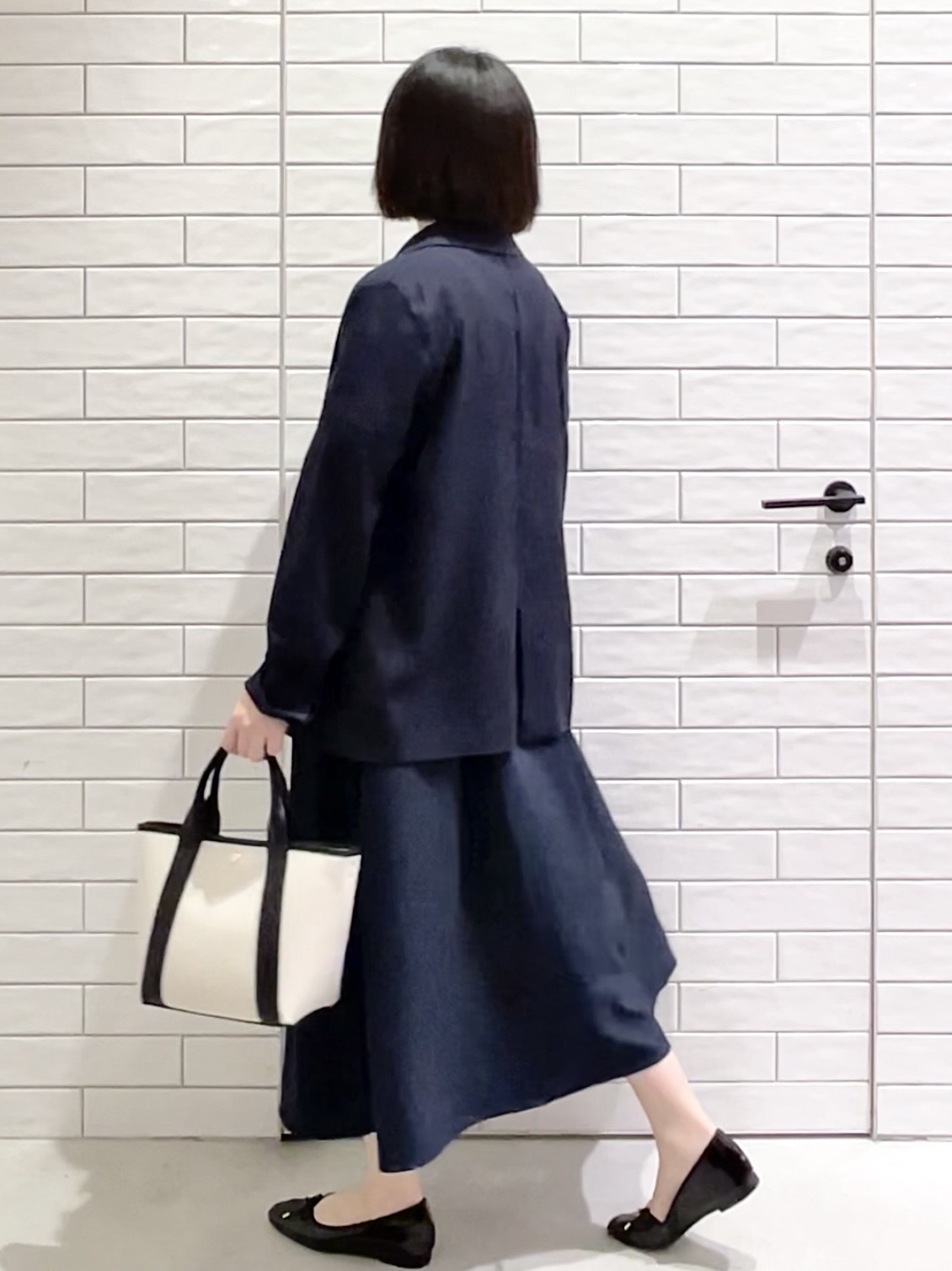 しおりさんの「OPAQUE.CLIP｜【UV／接触冷感】ダブルブレストジャケット《防シワ加工／洗える》」を使ったコーディネート