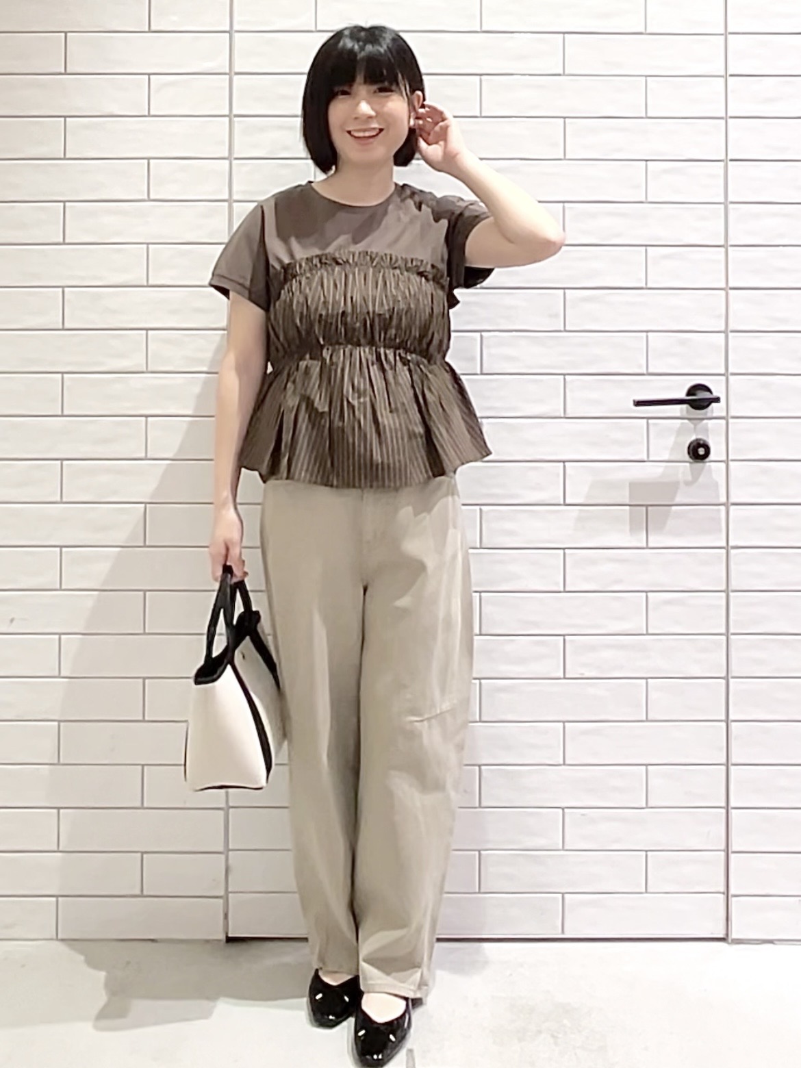 しおりさんの「OPAQUE.CLIP｜ビスチェドッキングTシャツ【洗濯機OK】」を使ったコーディネート