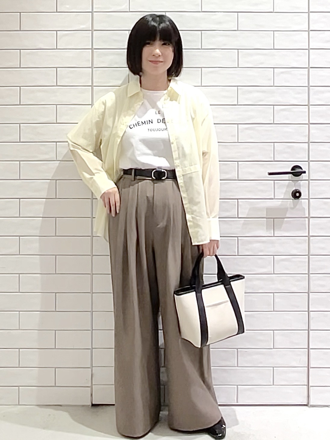しおりさんの「OPAQUE.CLIP｜シアーローンシャツ【洗濯機OK】」を使ったコーディネート