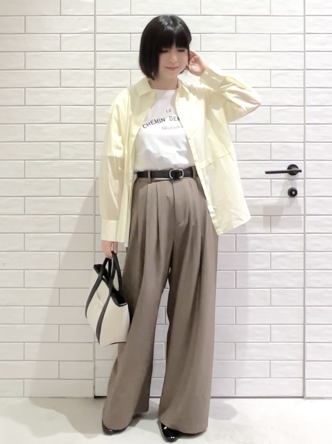 しおりさんの「OPAQUE.CLIP｜シアーローンシャツ【洗濯機OK】」を使ったコーディネート
