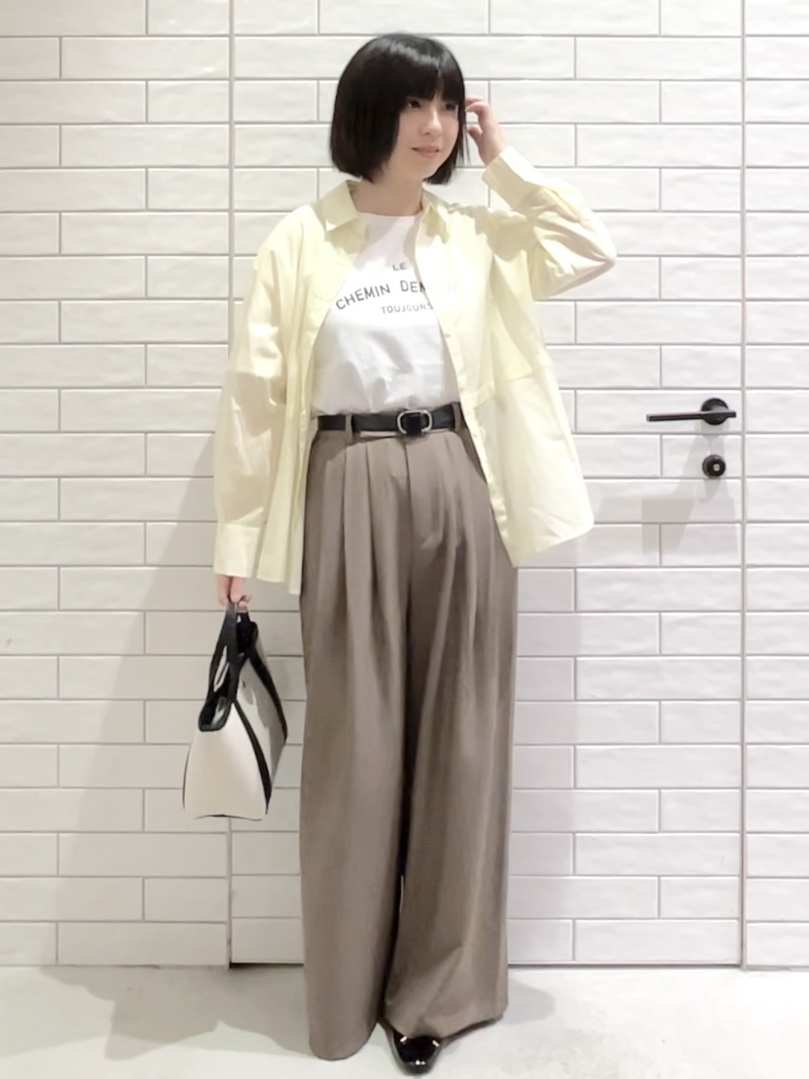 しおりさんの「OPAQUE.CLIP｜シアーローンシャツ【洗濯機OK】」を使ったコーディネート
