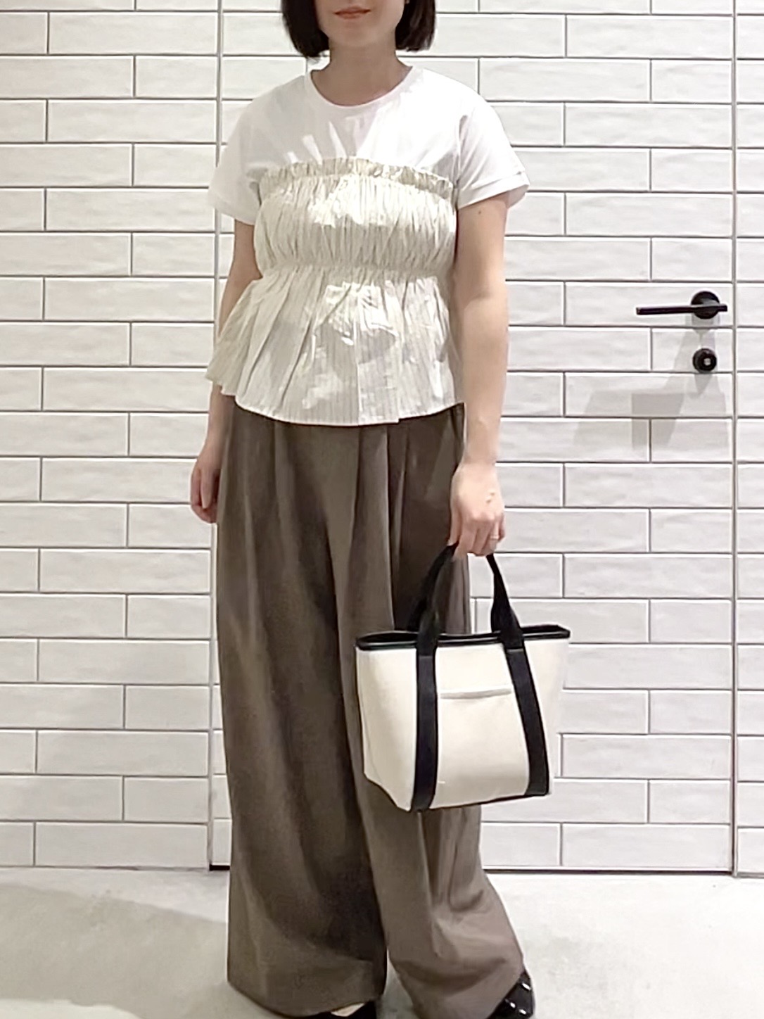 しおりさんの「OPAQUE.CLIP｜ビスチェドッキングTシャツ【洗濯機OK】」を使ったコーディネート