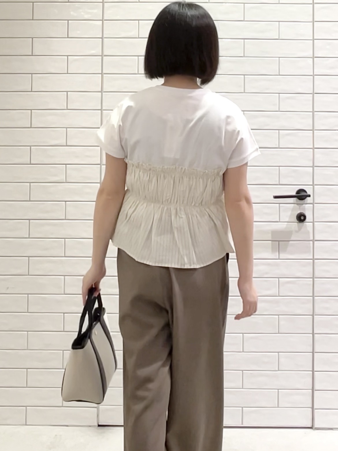 しおりさんの「OPAQUE.CLIP｜ビスチェドッキングTシャツ【洗濯機OK】」を使ったコーディネート