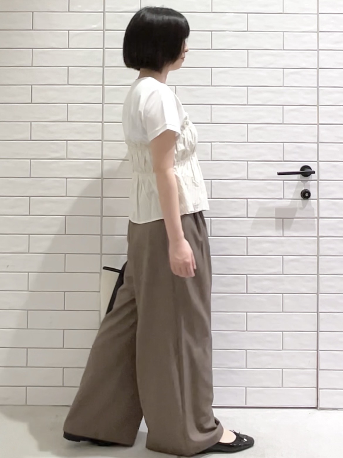しおりさんの「OPAQUE.CLIP｜ビスチェドッキングTシャツ【洗濯機OK】」を使ったコーディネート