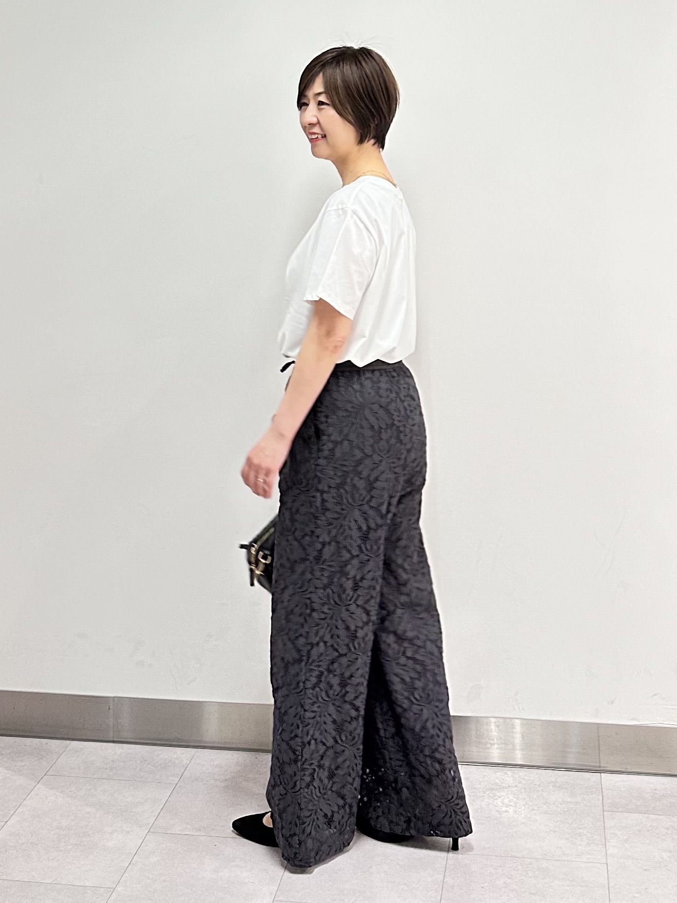 みなこさんの「UNTITLED｜【古畑星夏さん着用/ロゴ/プリント】グラフィックTシャツ」を使ったコーディネート