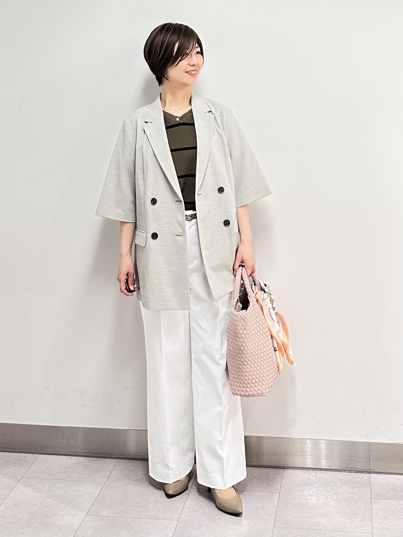 みなこさんの「UNTITLED｜【11色展開/体型カバー】前後2WAYフレンチスリーブニット」を使ったコーディネート