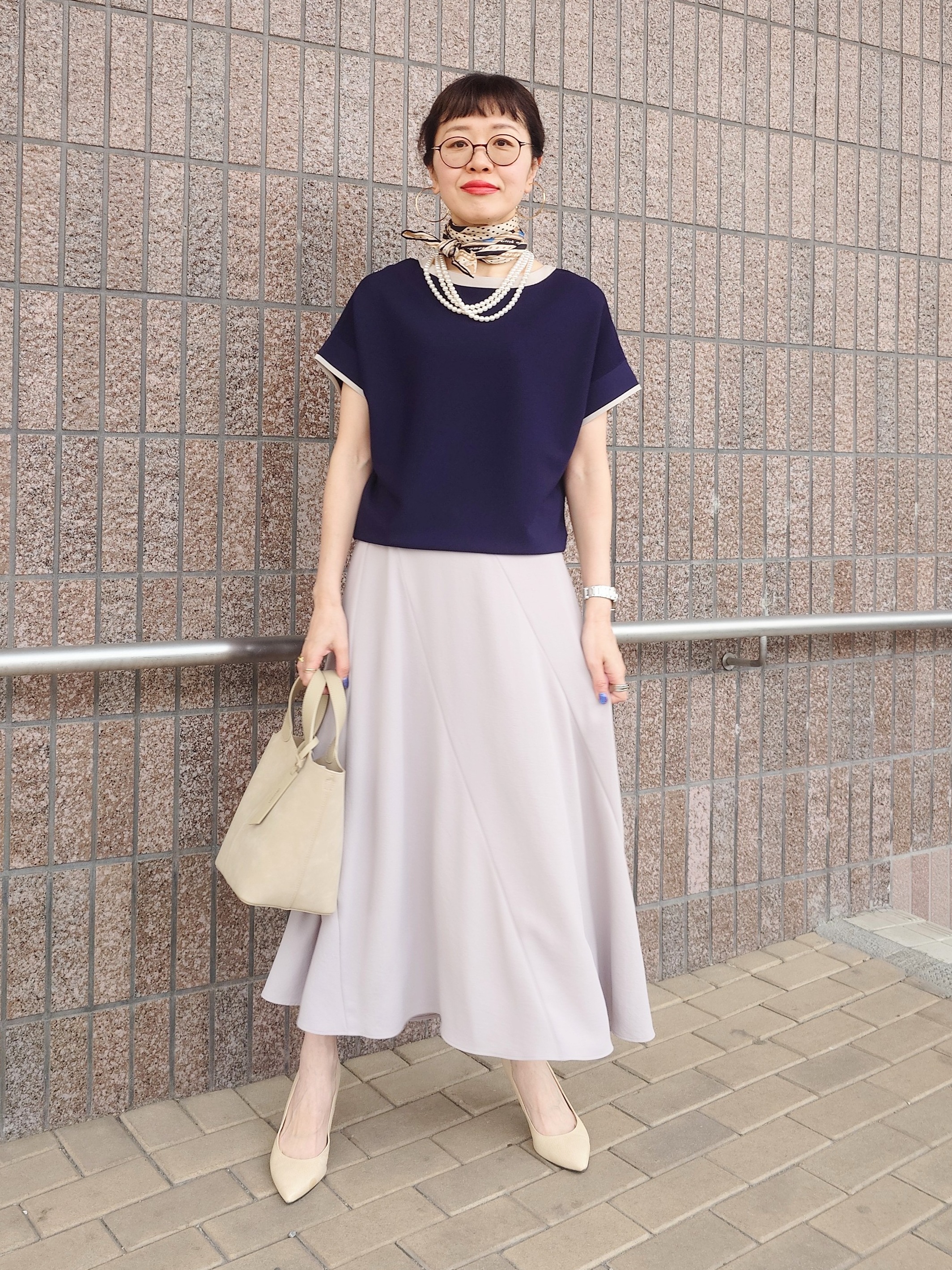 MUTSUKOさんの「UNTITLED｜【11色展開/体型カバー】前後2WAYフレンチスリーブニット」を使ったコーディネート