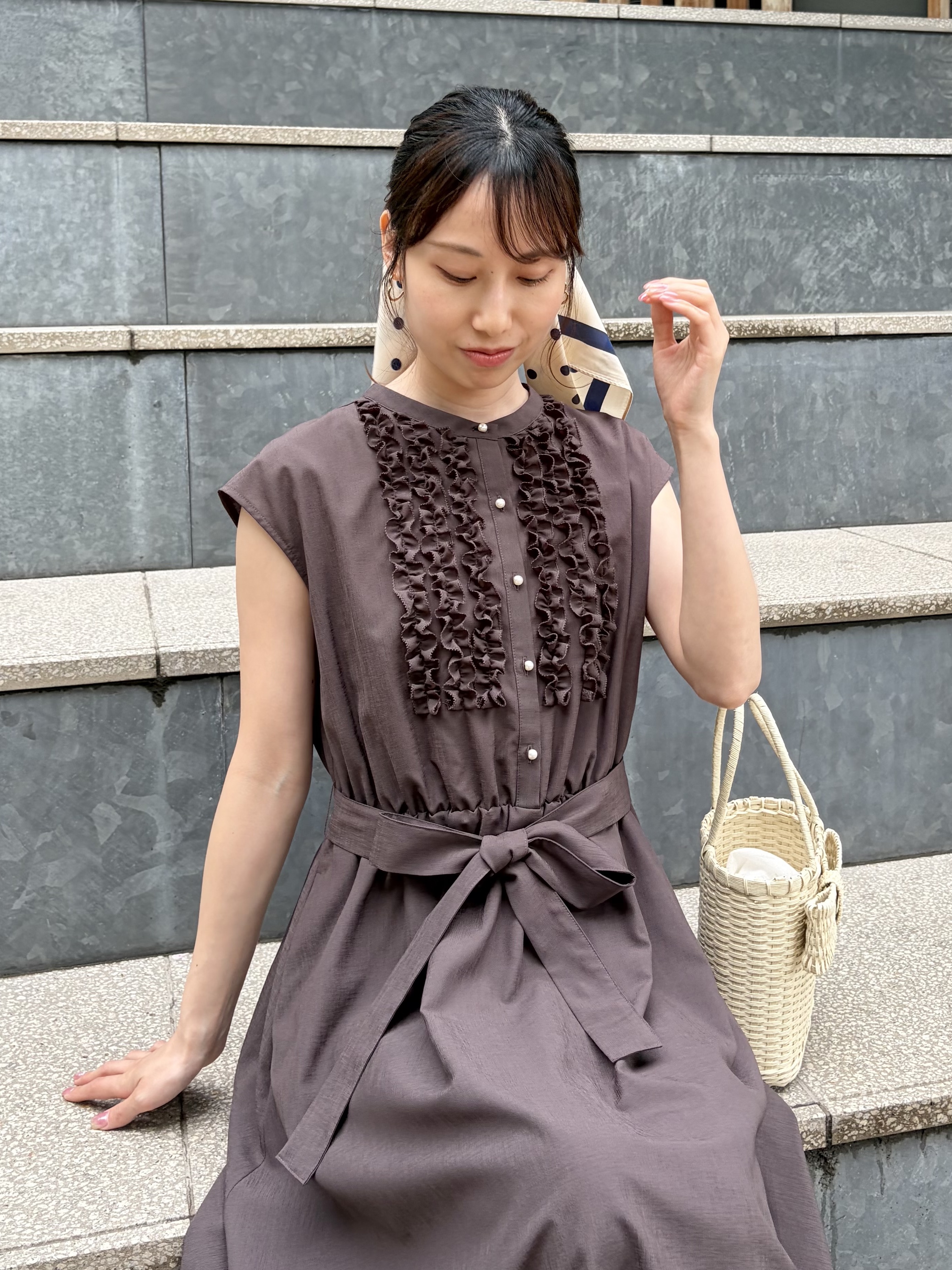 はばさんの「Couture brooch｜【洗える・着映え】リネンライク シアーワンピース」を使ったコーディネート