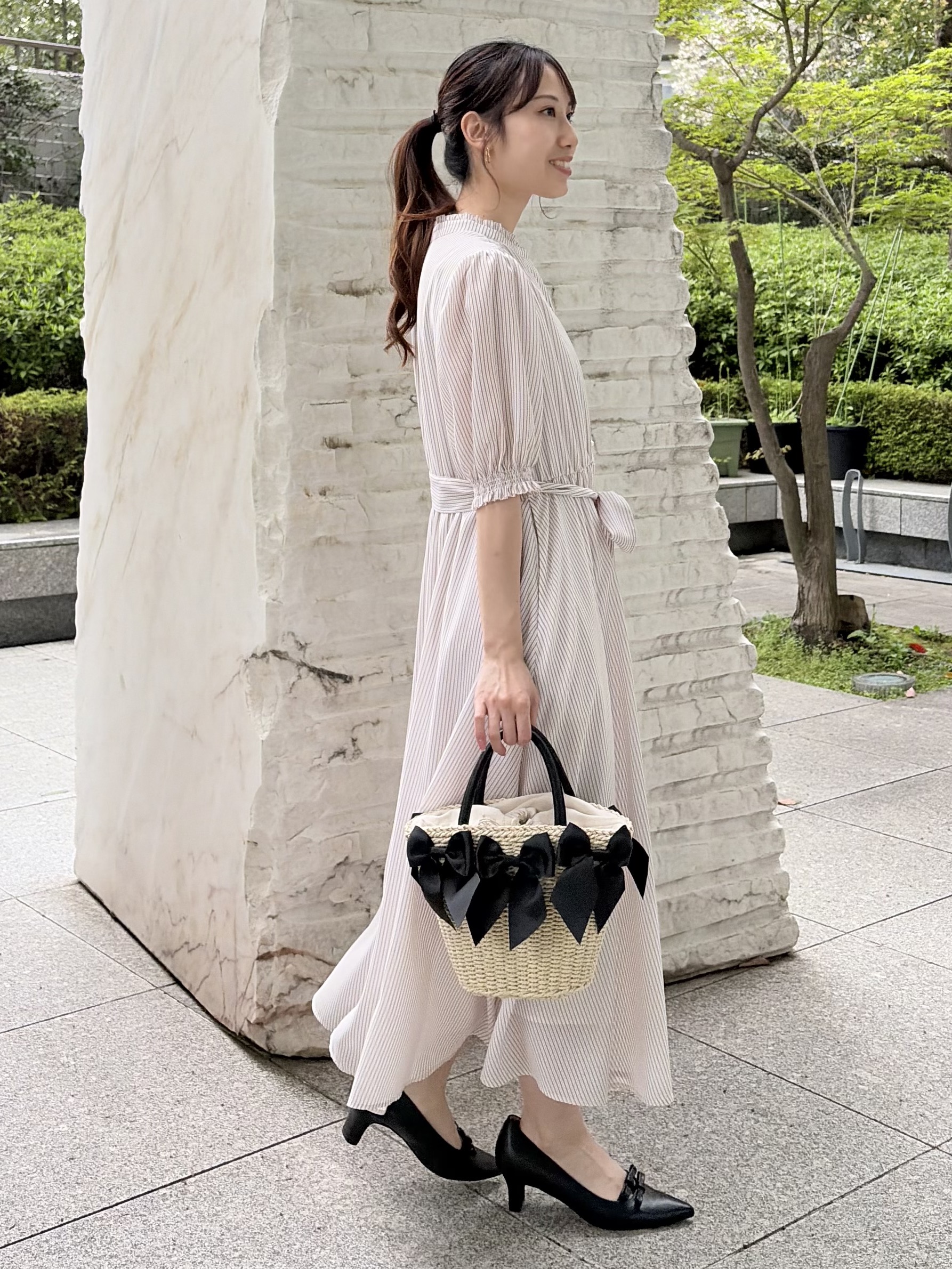 はばさんの「Couture brooch｜【洗える】シアーストライプ ワンピース」を使ったコーディネート