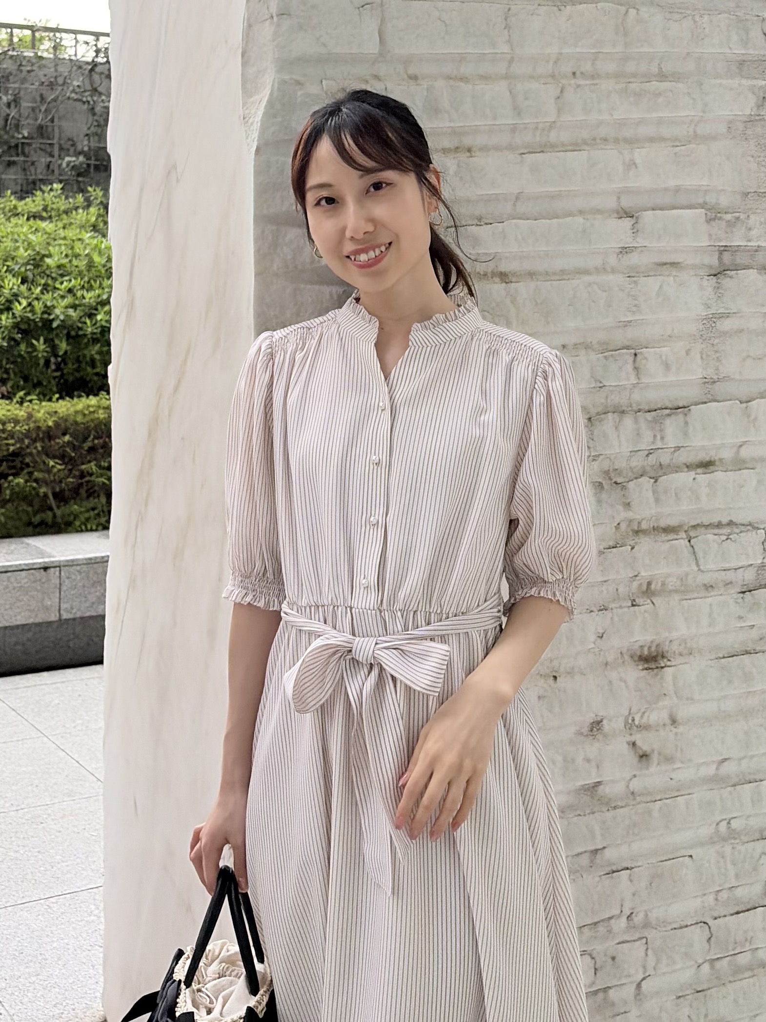 はばさんの「Couture brooch｜【洗える】シアーストライプ ワンピース」を使ったコーディネート