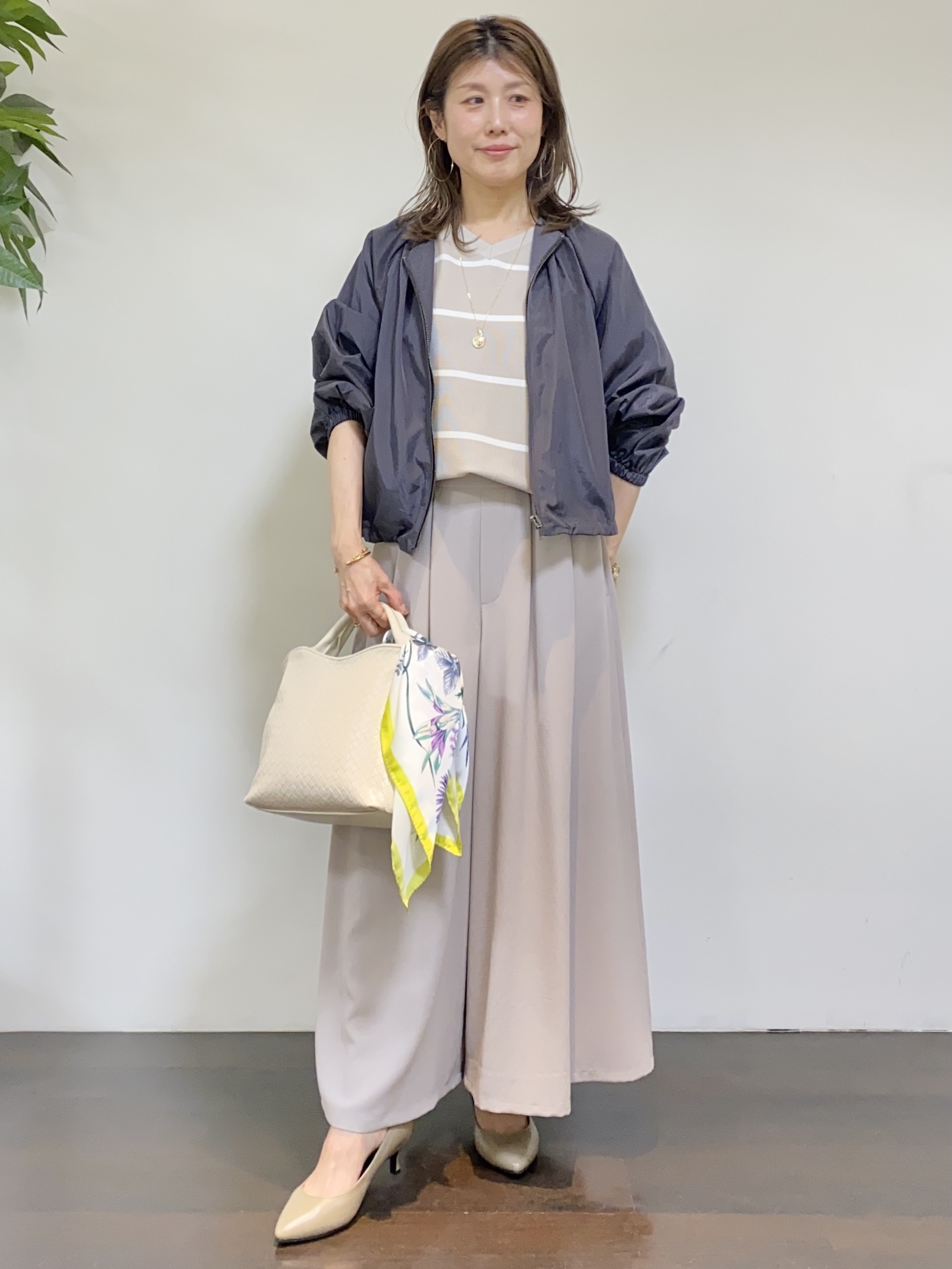 tomoさんの「UNTITLED｜【セットアップ可/はっ水】シャイニータイプライターブルゾン」を使ったコーディネート