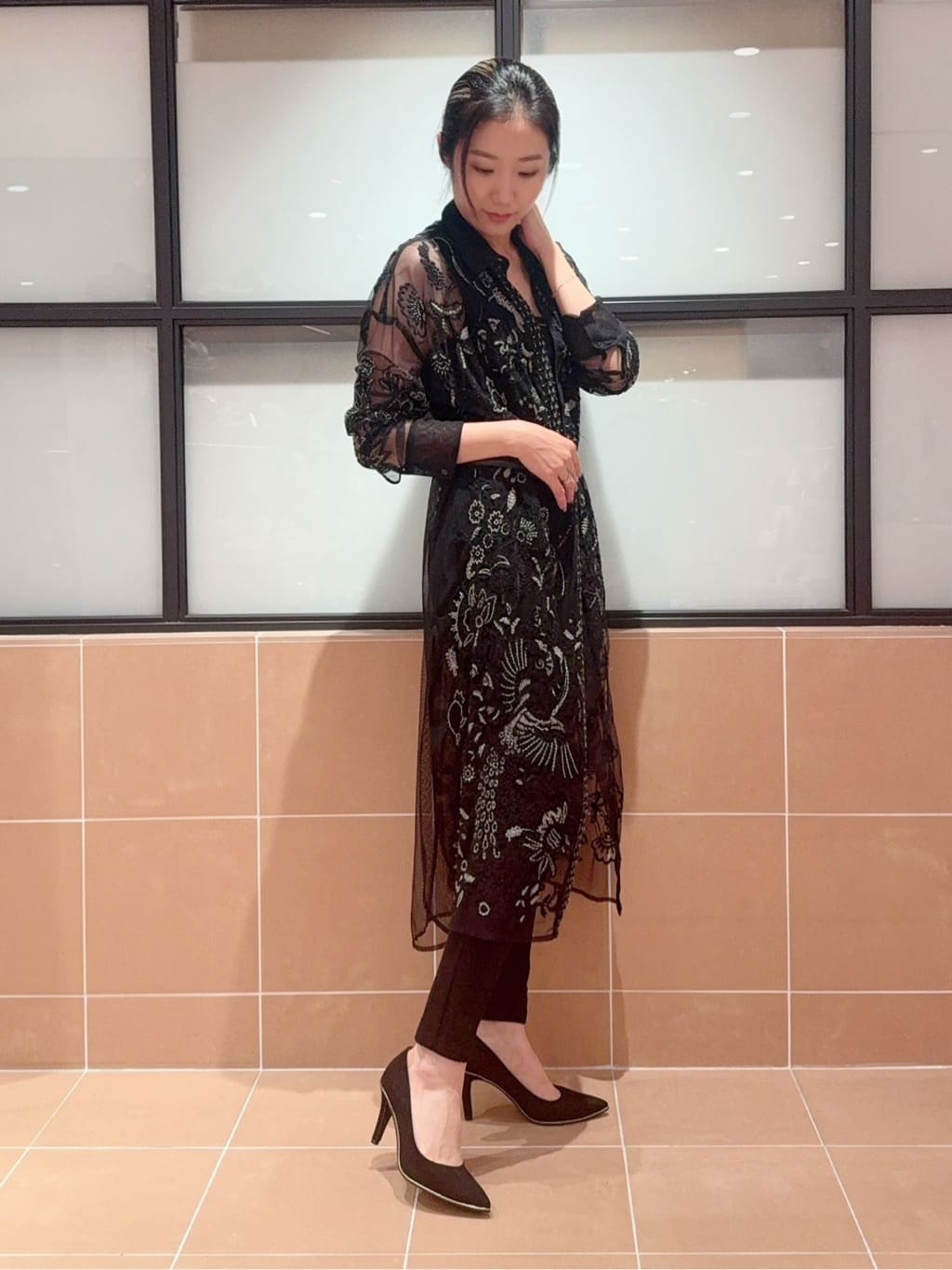 kaoriさんの「ESPERANZA｜【晴雨兼用/12時間パンプス】約8.5cm　歩きやすくて疲れにくい」を使ったコーディネート