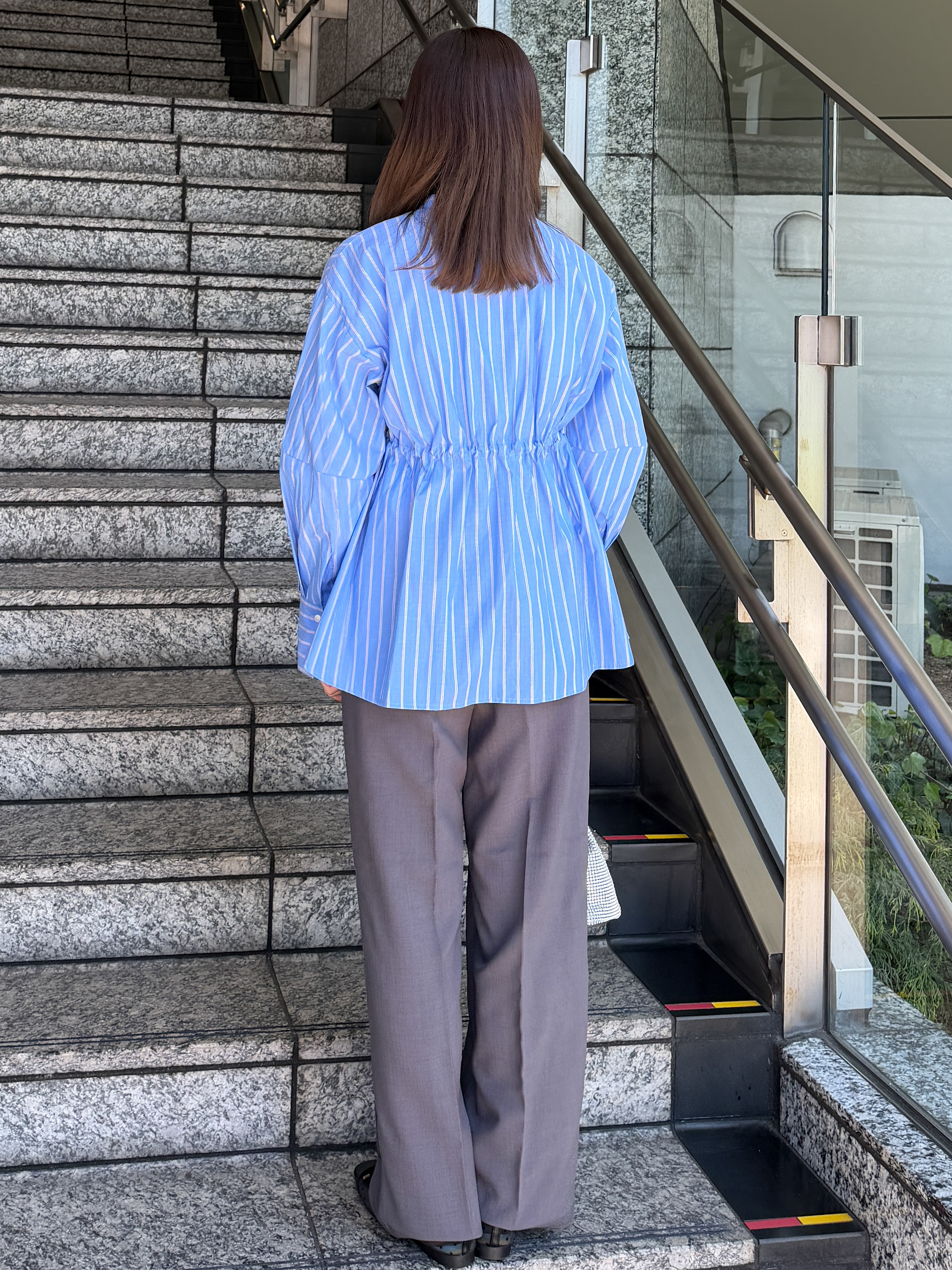 HANNAさんの「OPAQUE.CLIP｜ストライプペプラムデザインブラウス【洗濯機OK】」を使ったコーディネート