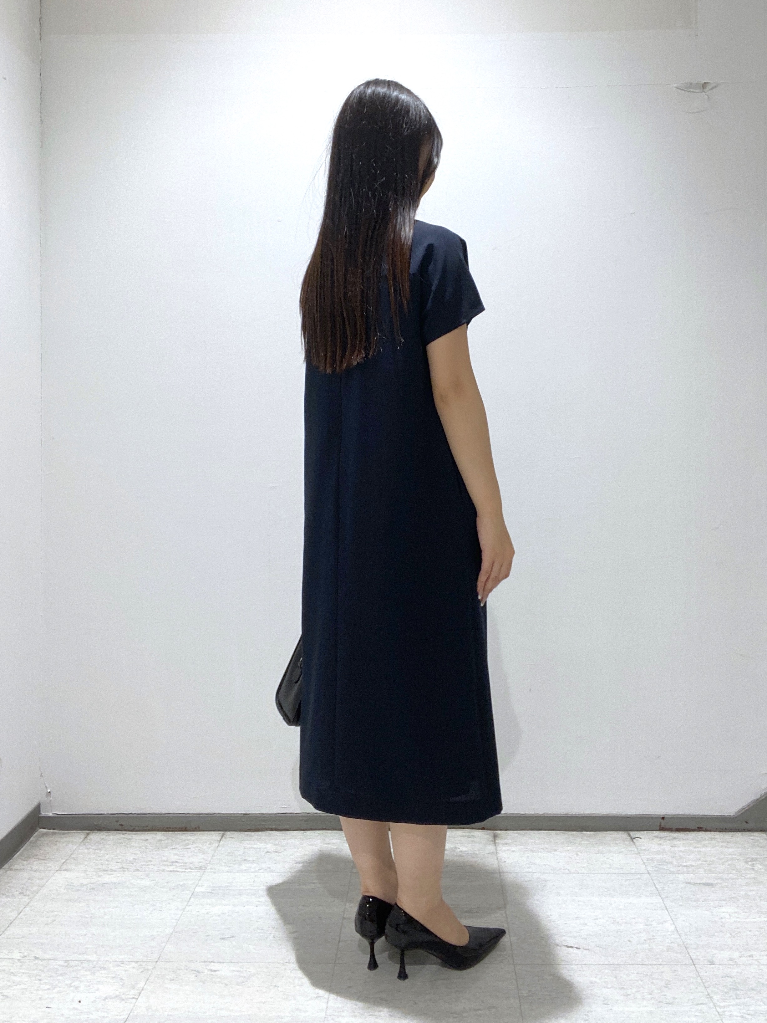 meiさんの「INDIVI｜【洗える／UVケア／麻調】スキッパーワンピース」を使ったコーディネート