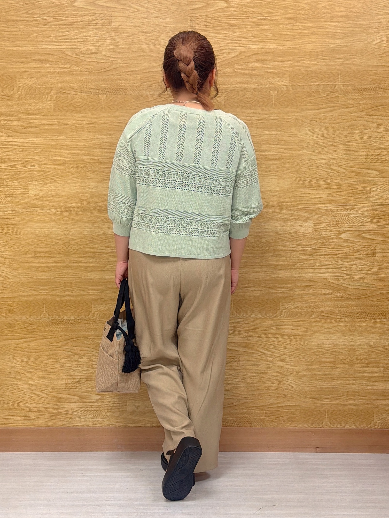 ぁむさんの「SHOO･LA･RUE｜【洗濯機可/S-LL】軽やかきれい見え 透かし柄ニット」を使ったコーディネート