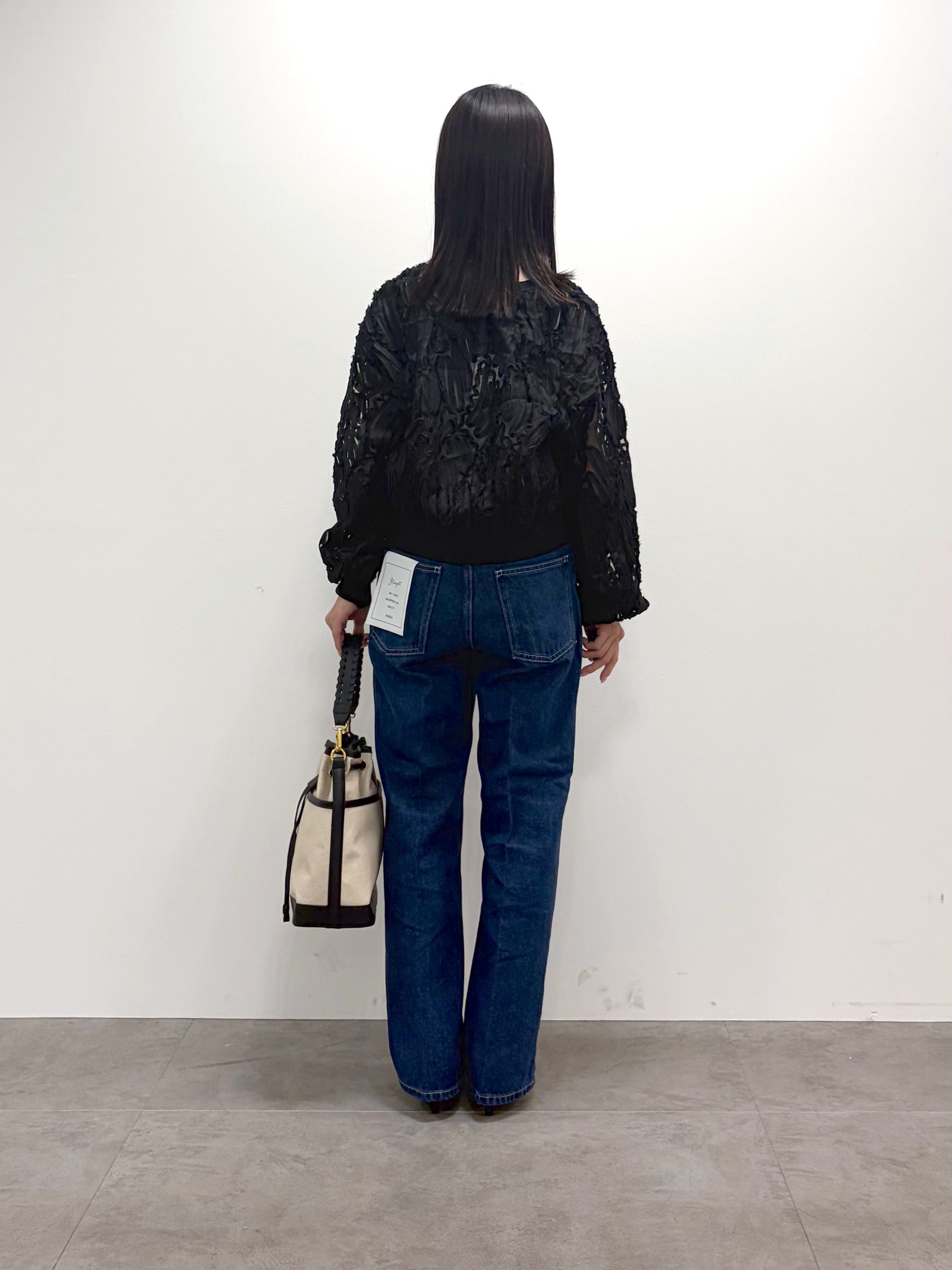 kozuさんの「index｜シアー幾何刺繍カーディガン【洗濯機OK】」を使ったコーディネート