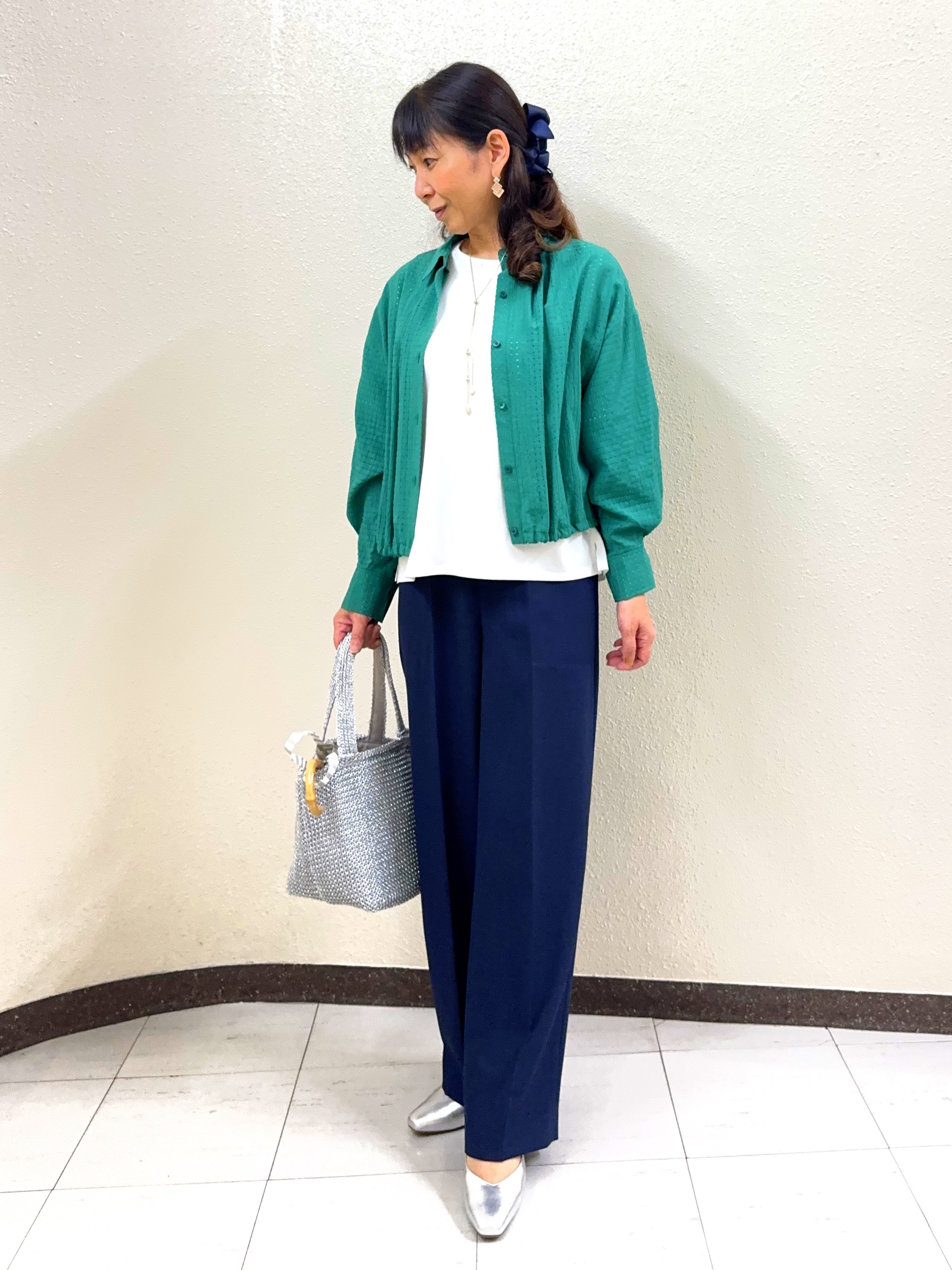 ⭐︎Eimi⭐︎さんの「Reflect｜【選べる2柄／セットアップ可】シャツ衿シアーブラウス」を使ったコーディネート
