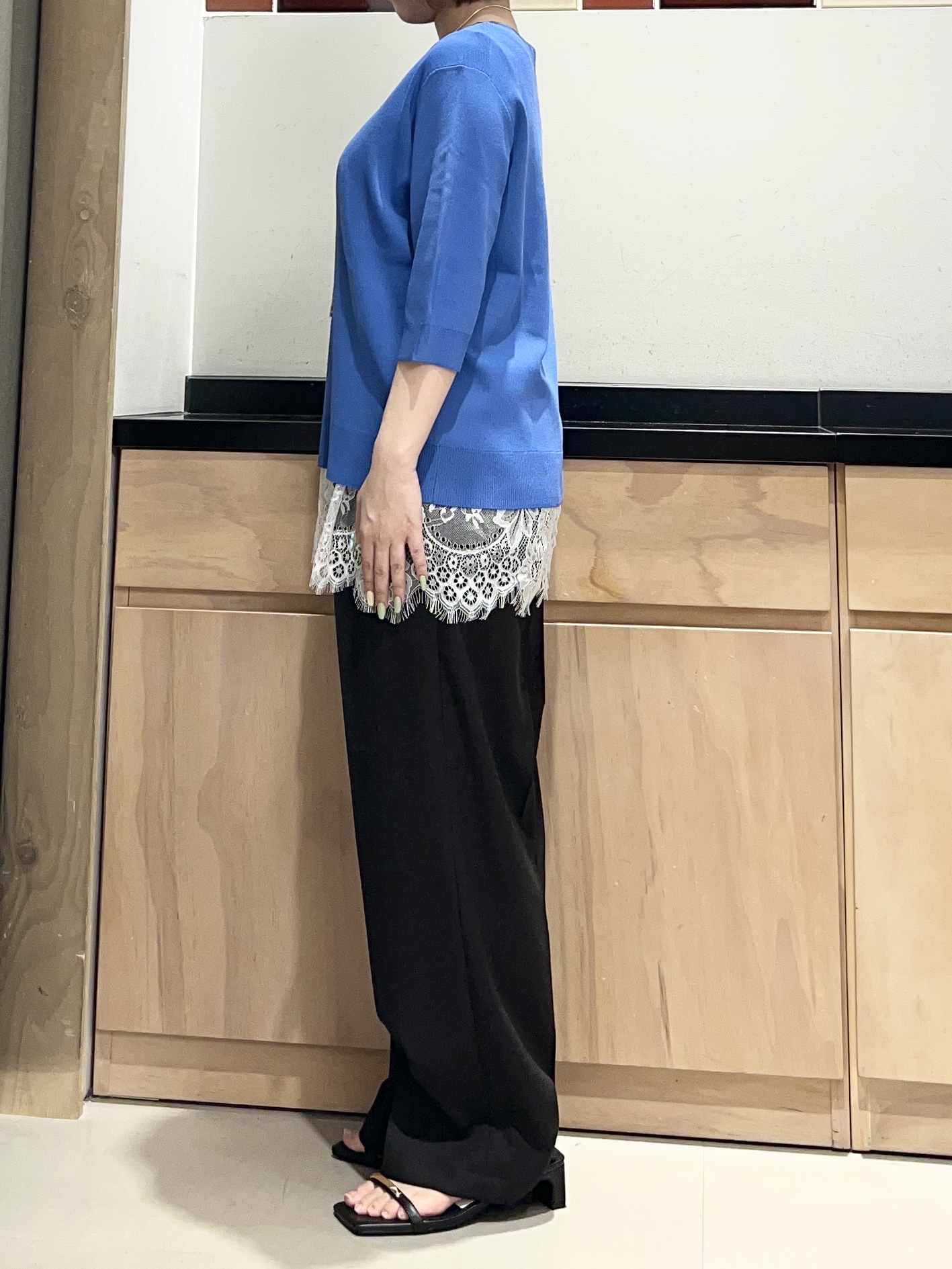かのさんの「THE SHOP TK｜【S-XL/ひんやりタッチ】美しさ際立つ 6分袖ニット 洗濯機OK/UVケア/毛玉になりにくい」を使ったコーディネート