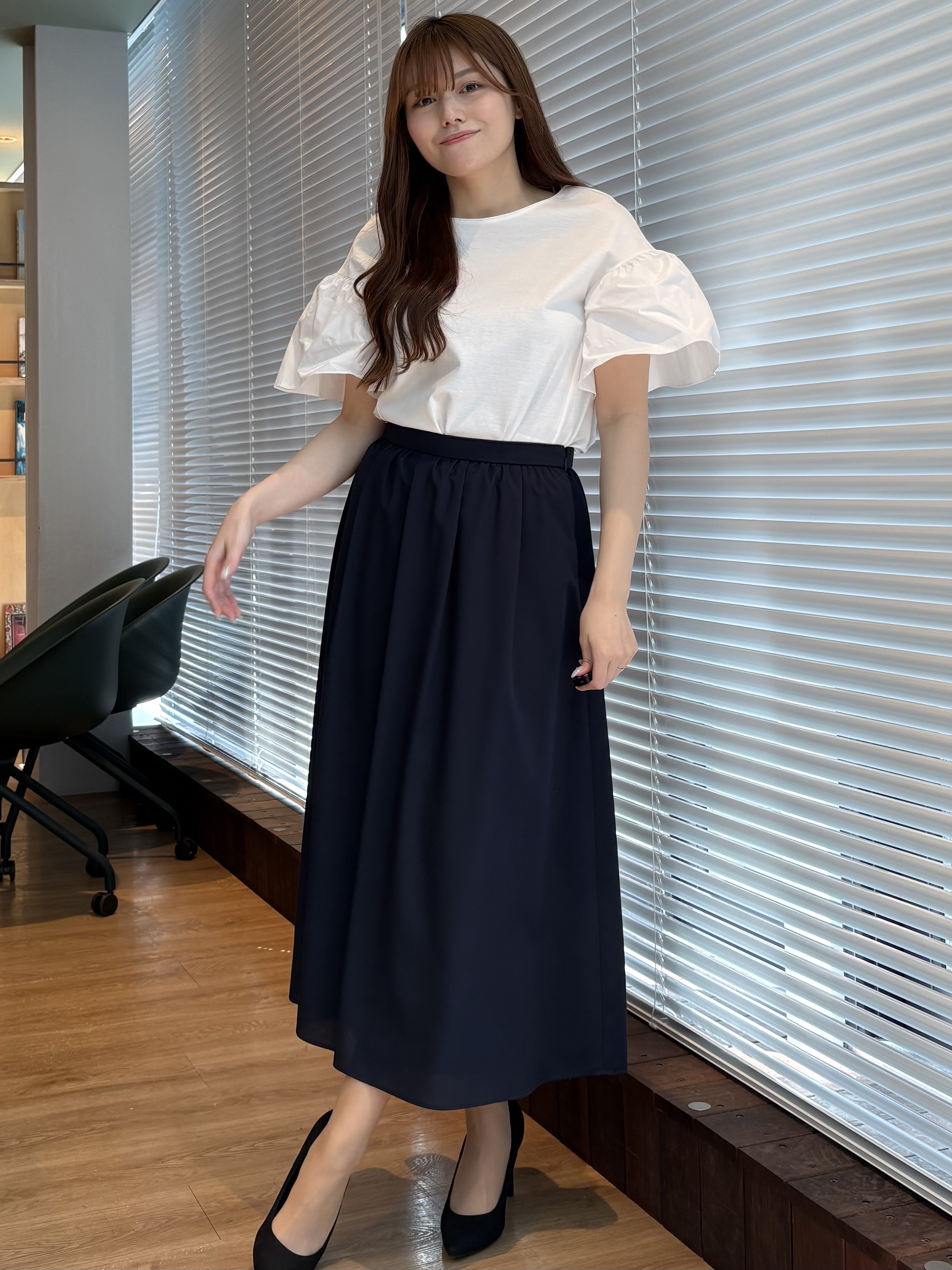 sayaさんの「COUP DE CHANCE｜【手洗い可／日本製】ギャザーフレアスリーブ　プルオーバー」を使ったコーディネート