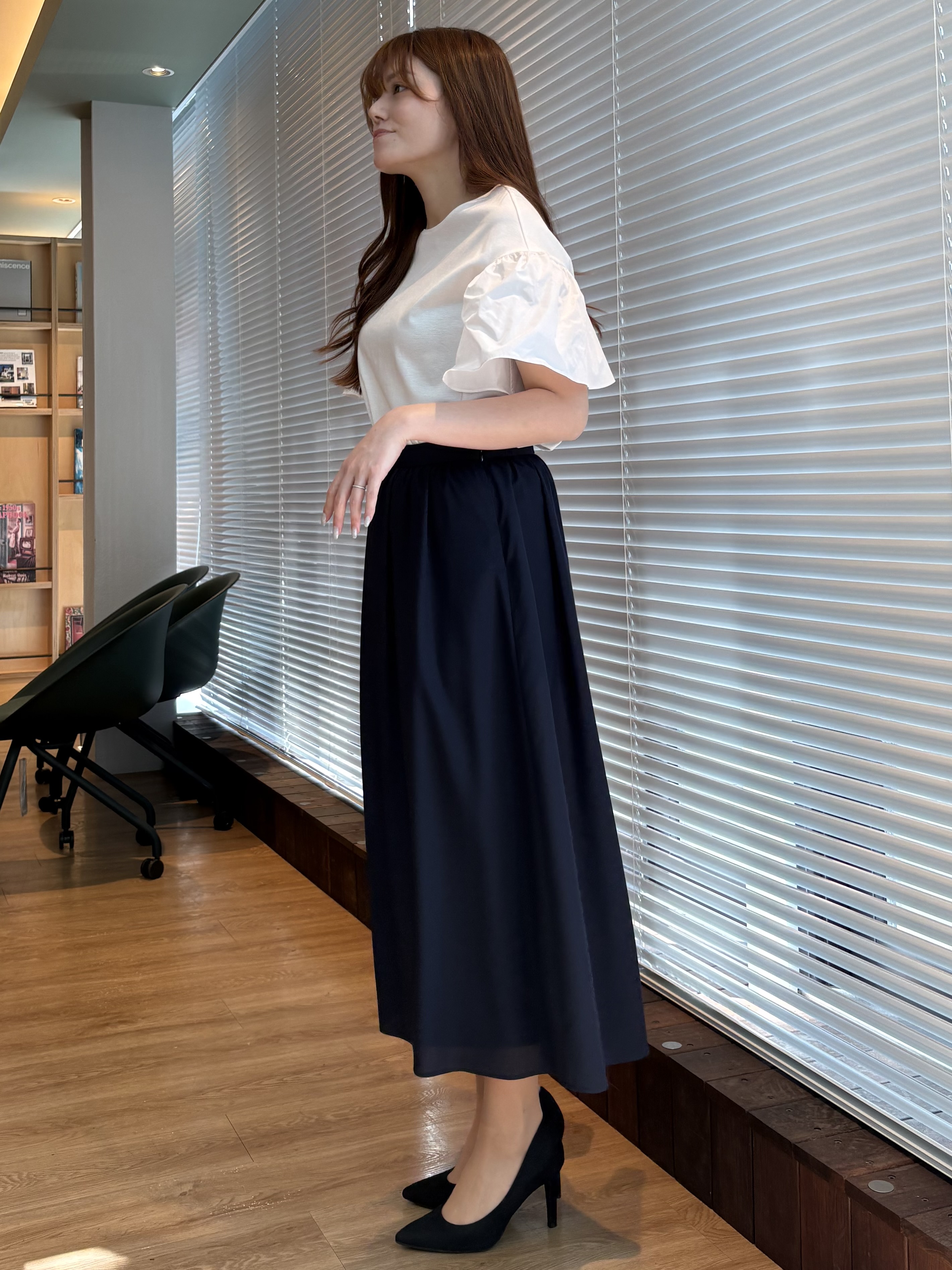 sayaさんの「COUP DE CHANCE｜【手洗い可／日本製】ギャザーフレアスリーブ　プルオーバー」を使ったコーディネート