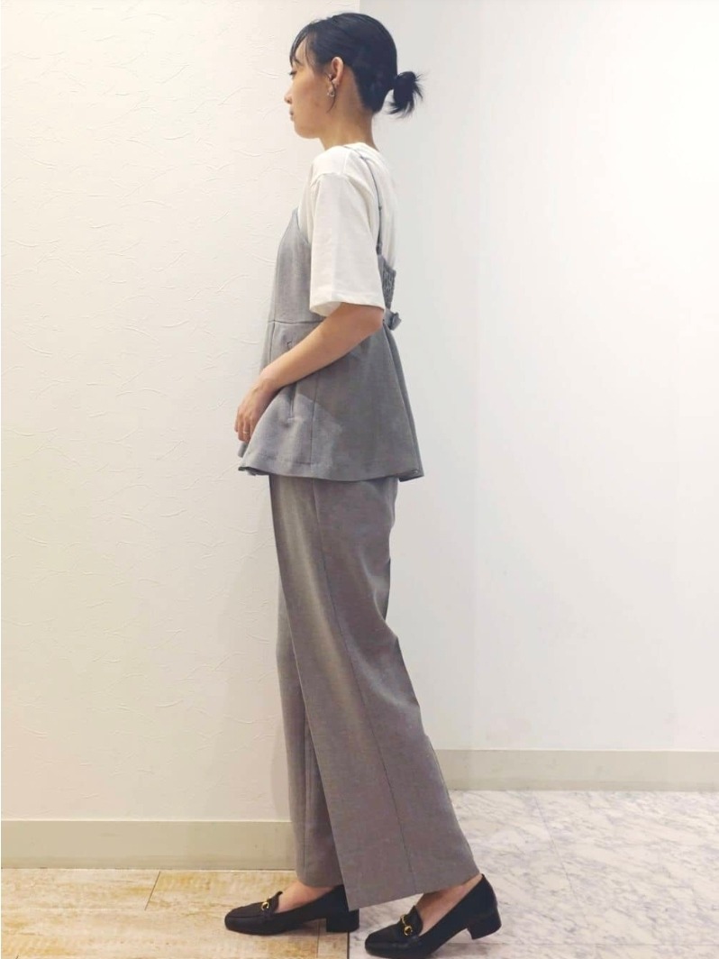 ケイさんの「grove｜【貴島明日香さん着用・カセット服】リネンライク ペプラムビスチェ」を使ったコーディネート