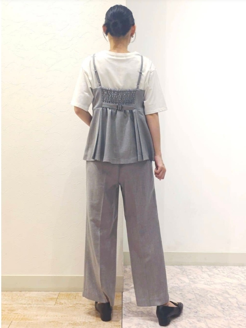 ケイさんの「grove｜【貴島明日香さん着用・カセット服】リネンライク ペプラムビスチェ」を使ったコーディネート