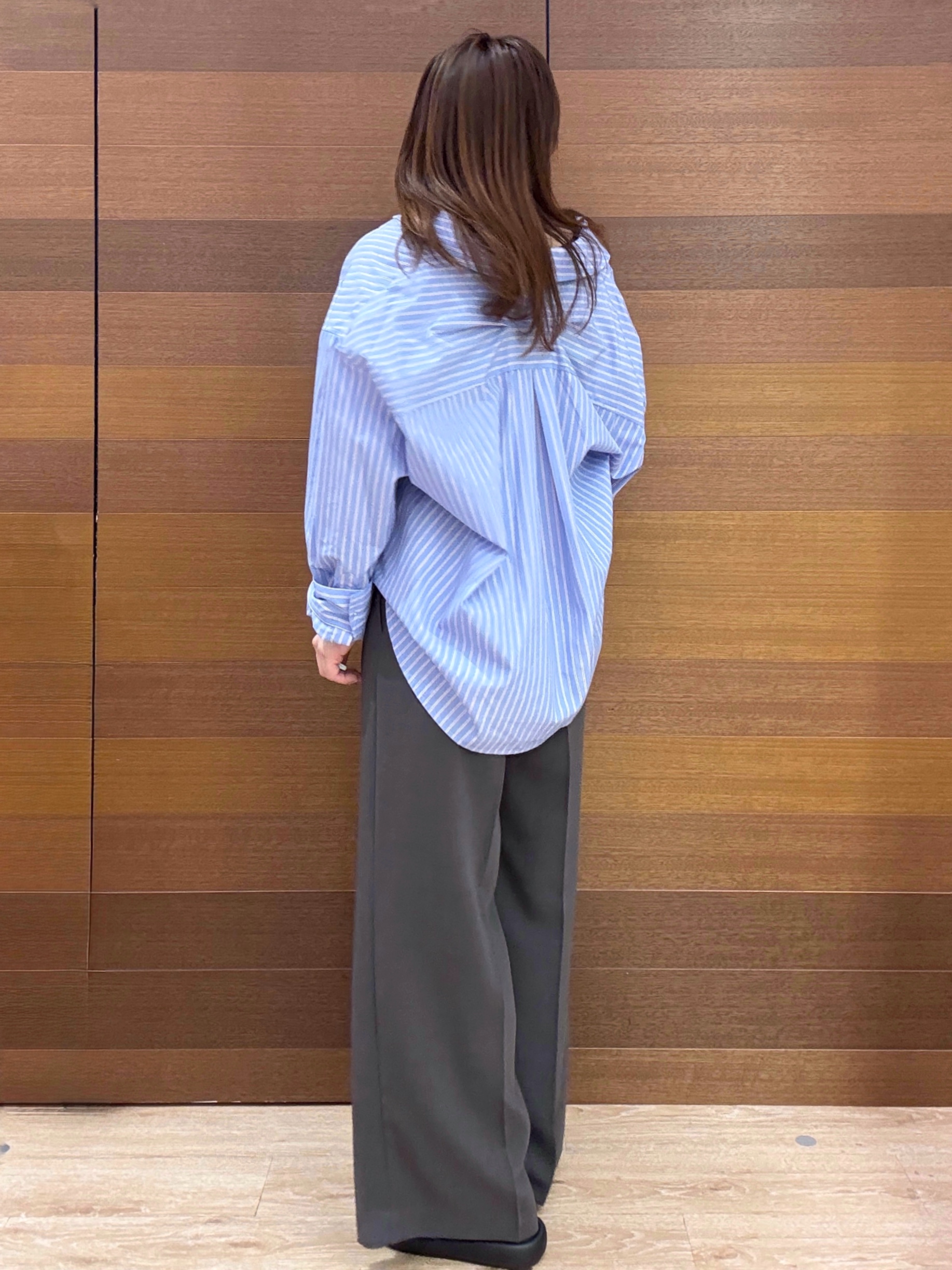 maichiさんの「OPAQUE.CLIP｜バックシャンスキッパーシャツ【洗濯機OK】」を使ったコーディネート