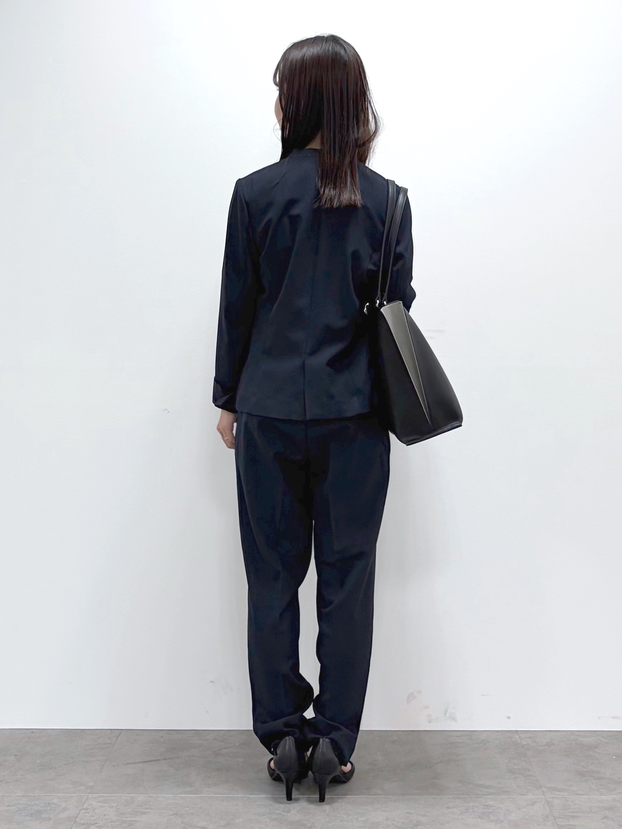 kozuさんの「index｜【接触冷感／吸水速乾】ノーカラージャケット／セットアップ対応可《洗える／防シワ／ストレッチ》」を使ったコーディネート