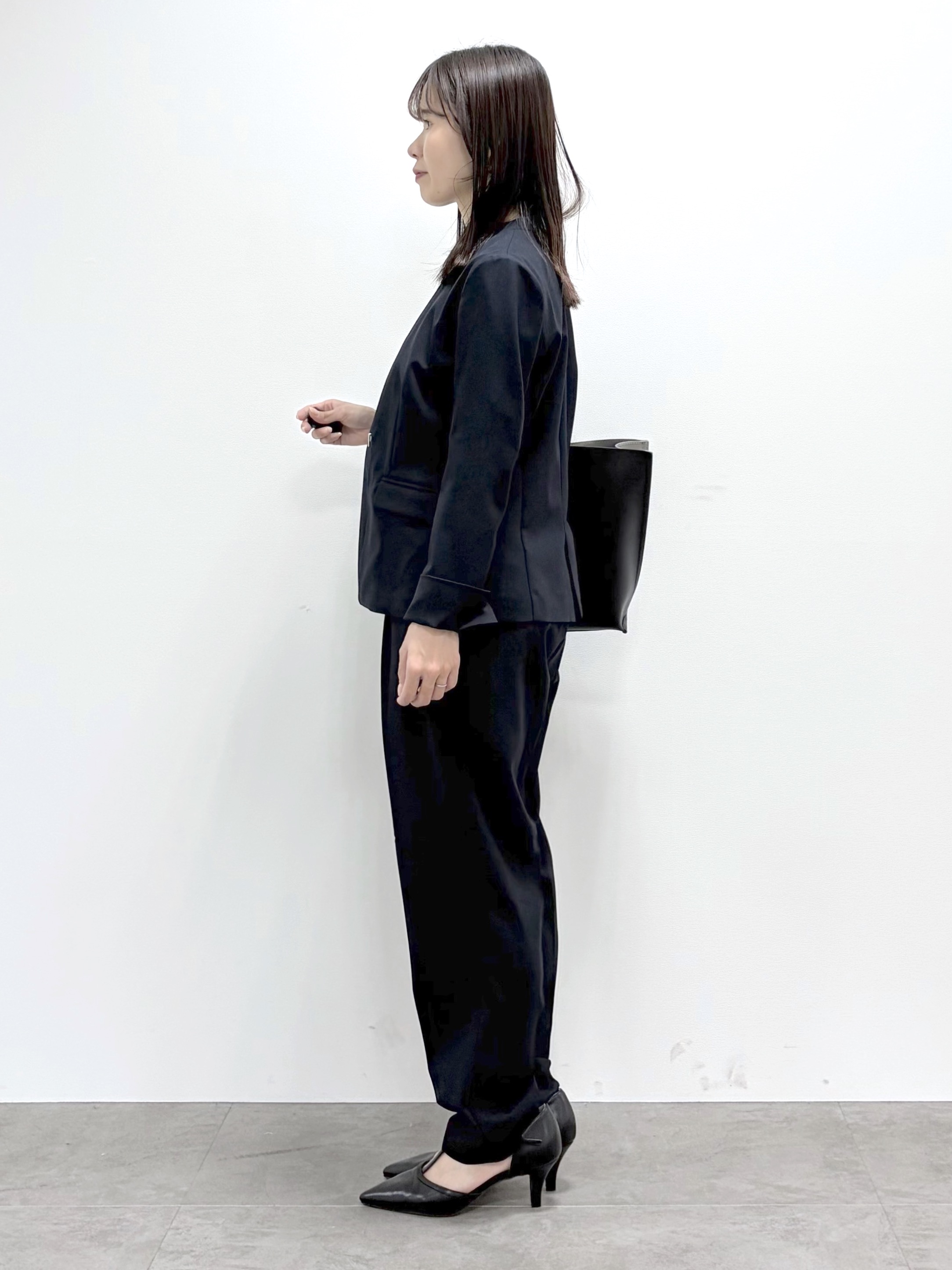 kozuさんの「index｜【接触冷感／吸水速乾】ノーカラージャケット／セットアップ対応可《洗える／防シワ／ストレッチ》」を使ったコーディネート