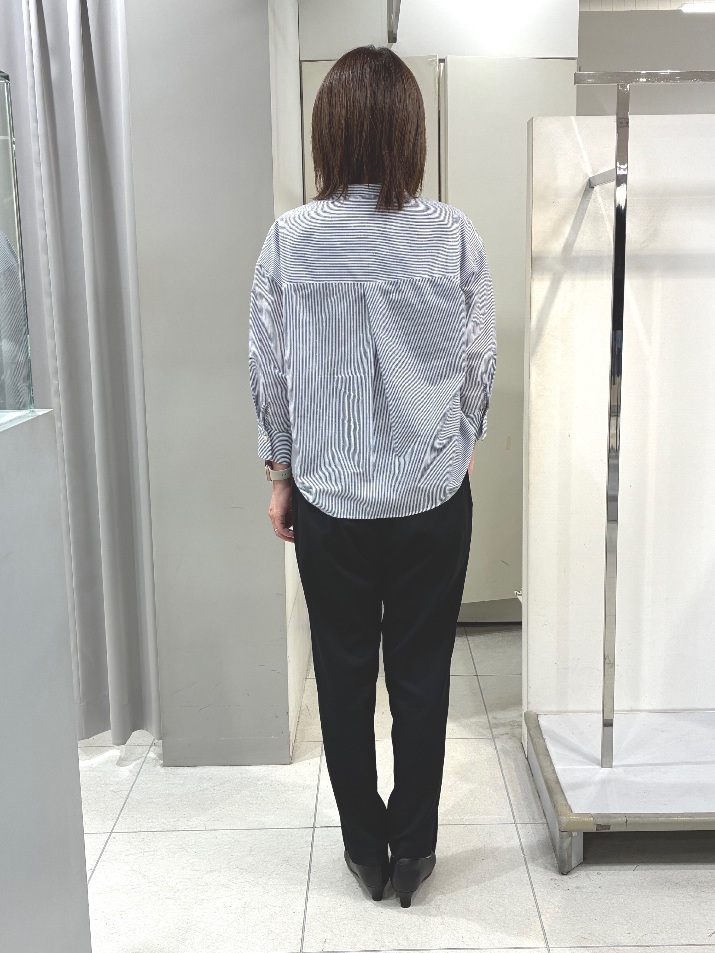 たみちゃんさんの「Reflect｜【接触冷感】八分袖フロントフリルブラウス」を使ったコーディネート