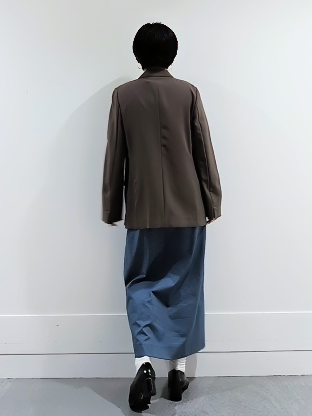 ミズタさんの「UNTITLED｜【新色追加/セットアップ可】エアリー ダブルブレストジャケット」を使ったコーディネート