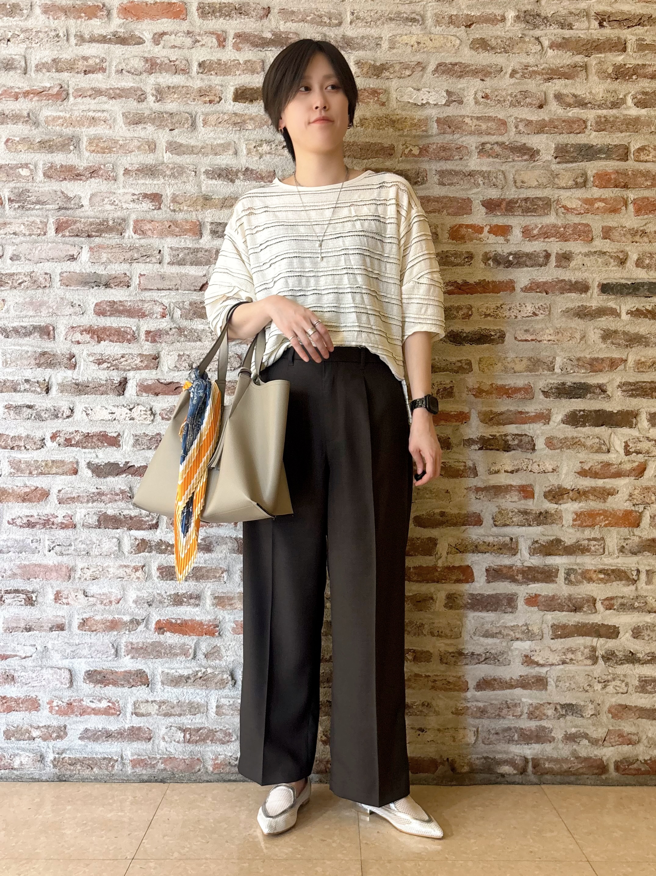 しばさんの「THE SHOP TK｜【1枚で美人見え】 フリルレースボーダートップス」を使ったコーディネート