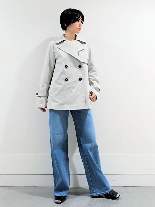 ミズタさんの「UNTITLED｜【定番人気/はっ水/洗える】タスランショートトレンチコート」を使ったコーディネート
