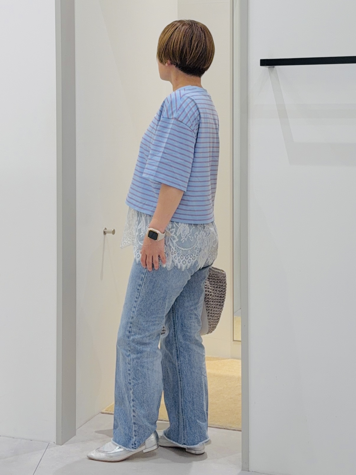 タナさんの「THE SHOP TK｜ワンポイント刺繍マルチボーダーTee」を使ったコーディネート