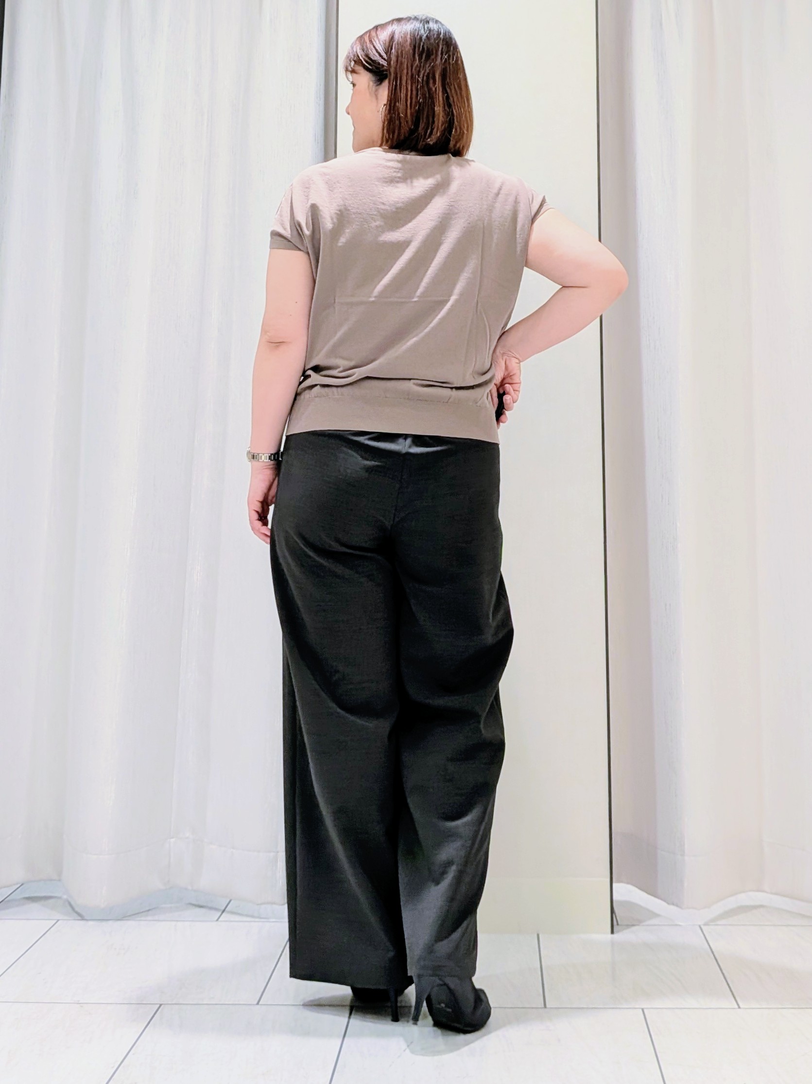 Onumaさんの「UNTITLED｜【9色展開/アンサンブル可】コットンクルーネックカーディガン」を使ったコーディネート