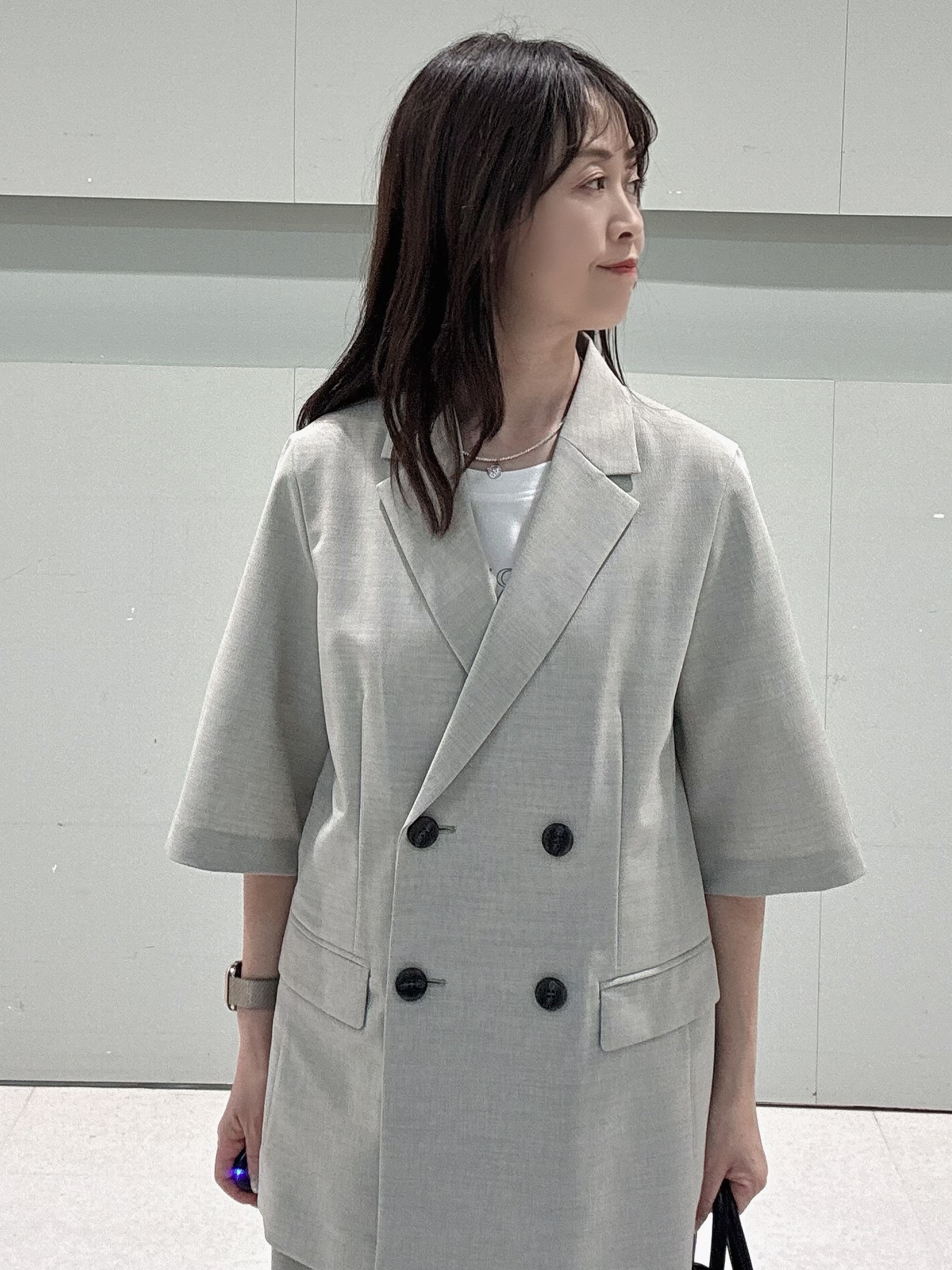 makiさんの「UNTITLED｜【シワになりにくい/セットアップ可/接触冷感】ハーフスリーブジャケット」を使ったコーディネート