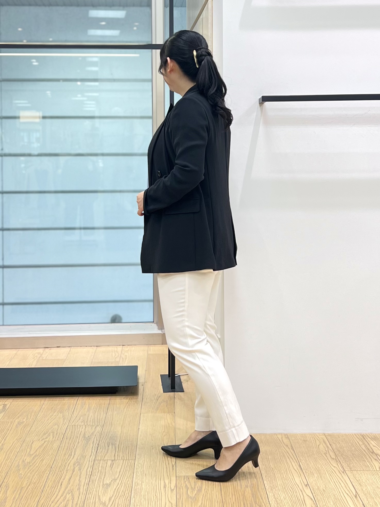 shimaさんの「INDIVI｜【洗える／多機能／SETUP可】着る日傘ダブルジャケット」を使ったコーディネート