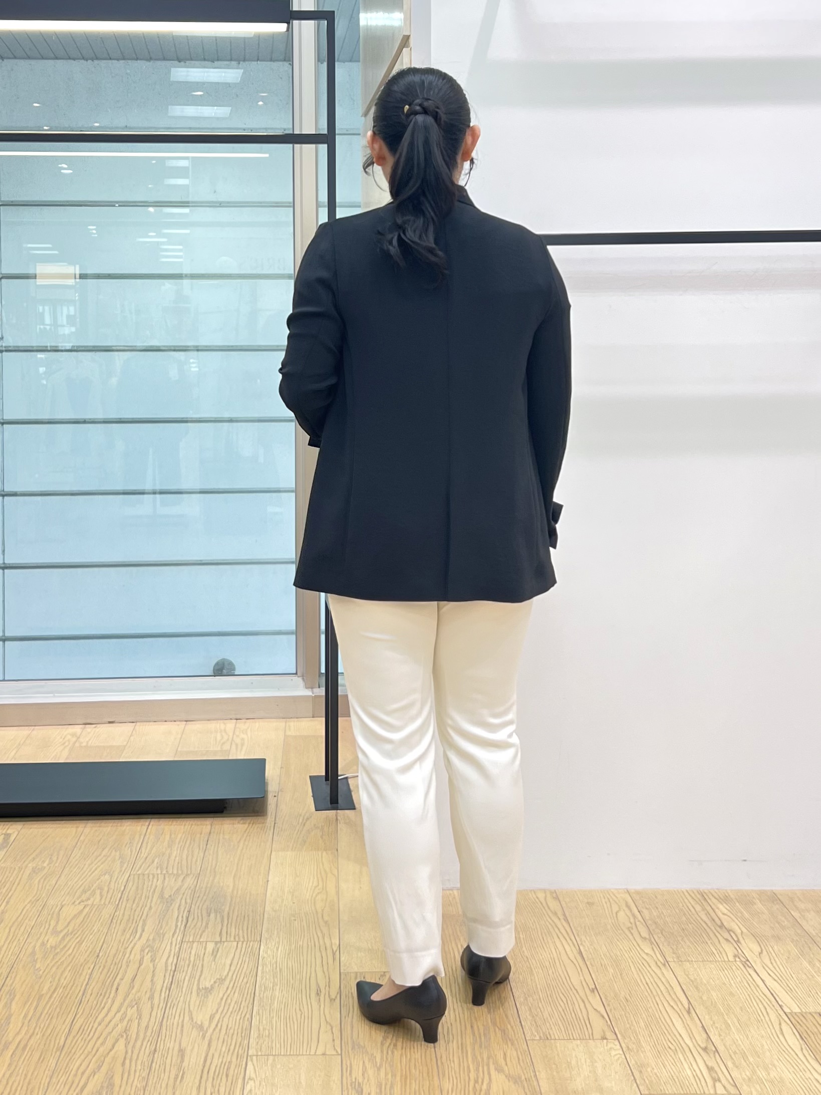 shimaさんの「INDIVI｜【洗える／多機能／SETUP可】着る日傘ダブルジャケット」を使ったコーディネート