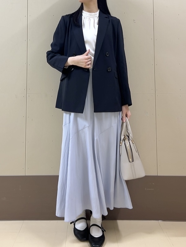 sechiさんの「UNTITLED｜【新色追加/セットアップ可】エアリー ダブルブレストジャケット」を使ったコーディネート
