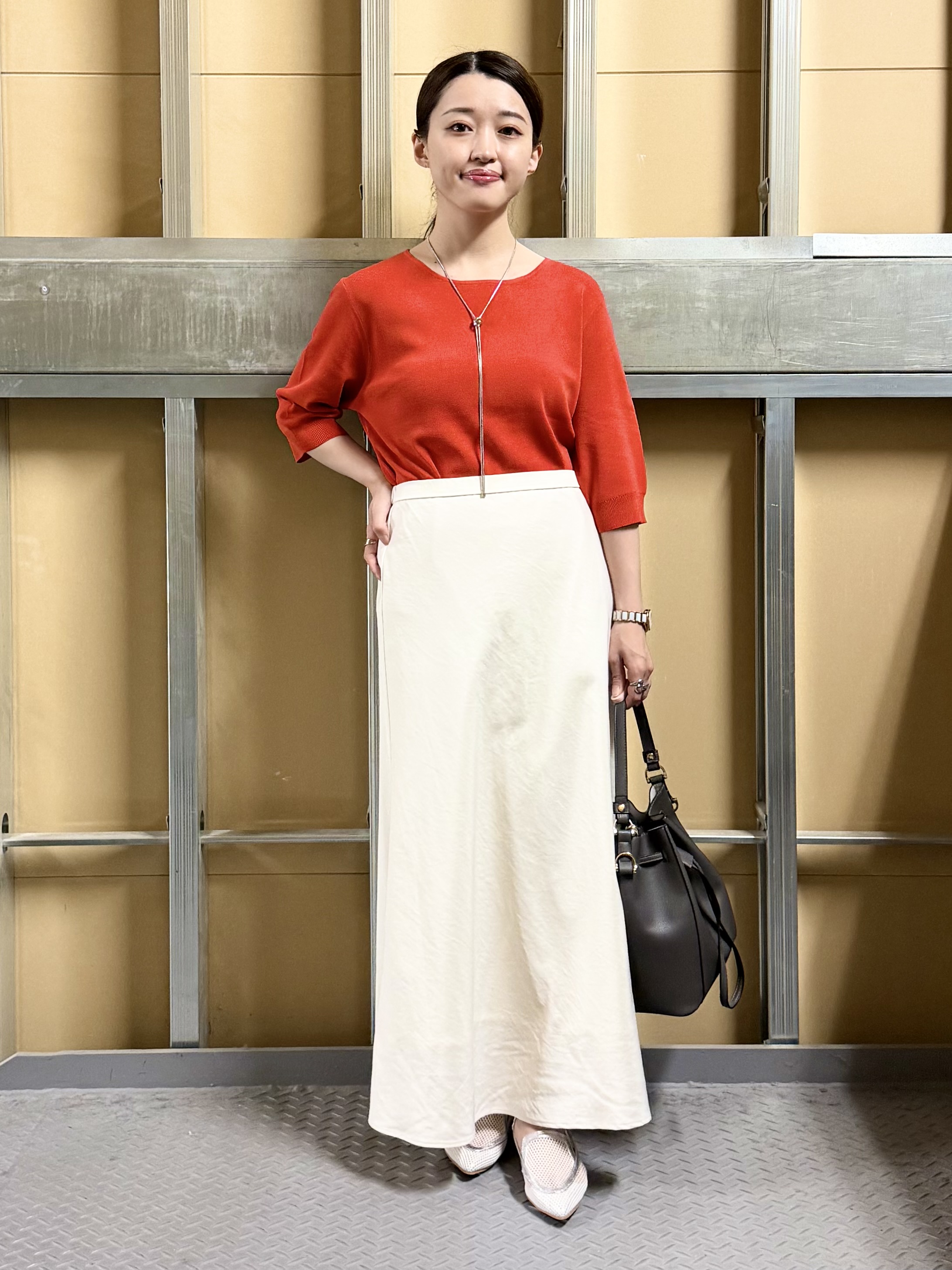 sahoさんの「THE SHOP TK｜【S-XL/ひんやりタッチ】美しさ際立つ 6分袖ニット 洗濯機OK/UVケア/毛玉になりにくい」を使ったコーディネート