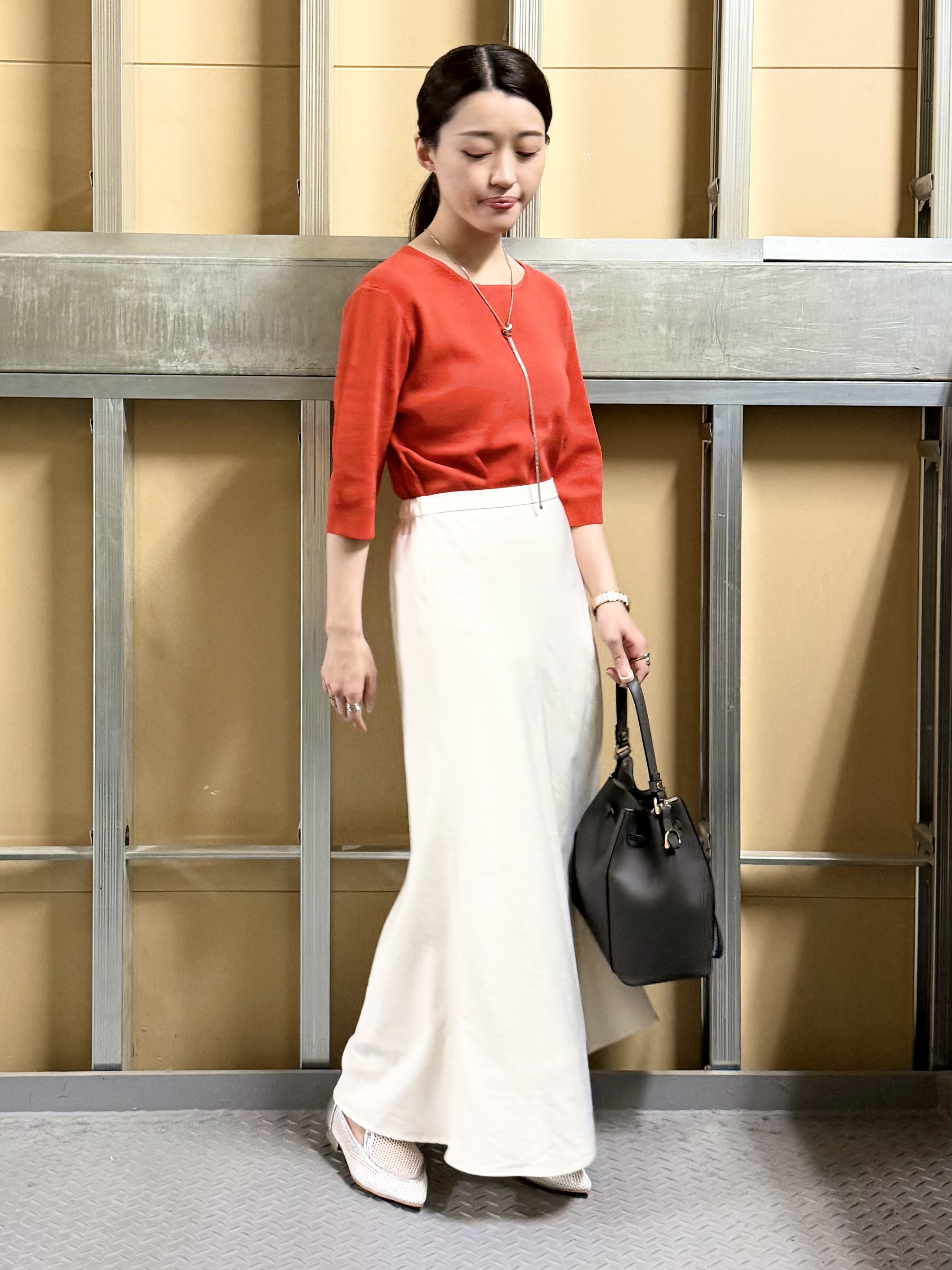 sahoさんの「THE SHOP TK｜【S-XL/ひんやりタッチ】美しさ際立つ 6分袖ニット 洗濯機OK/UVケア/毛玉になりにくい」を使ったコーディネート