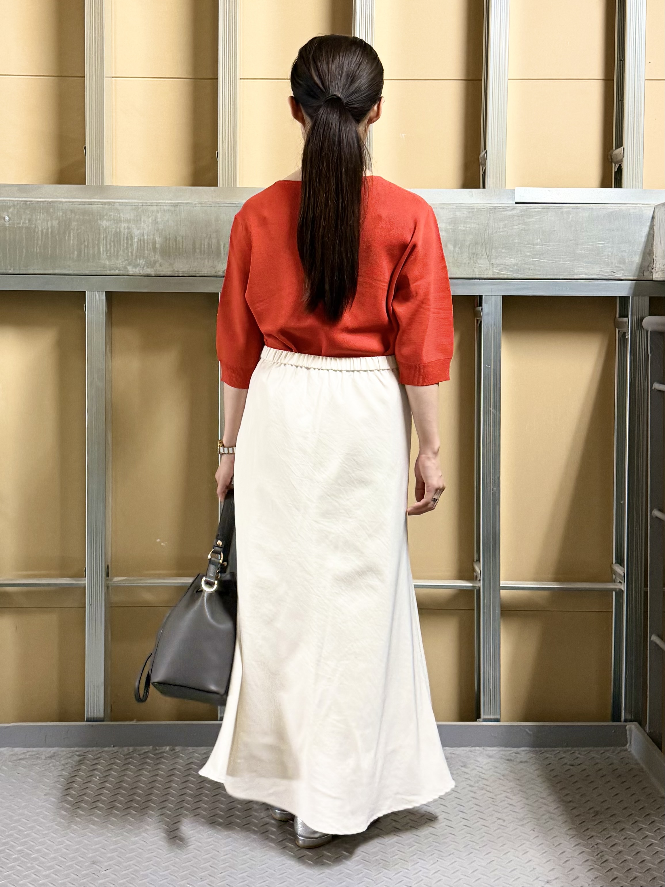 sahoさんの「THE SHOP TK｜【S-XL/ひんやりタッチ】美しさ際立つ 6分袖ニット 洗濯機OK/UVケア/毛玉になりにくい」を使ったコーディネート
