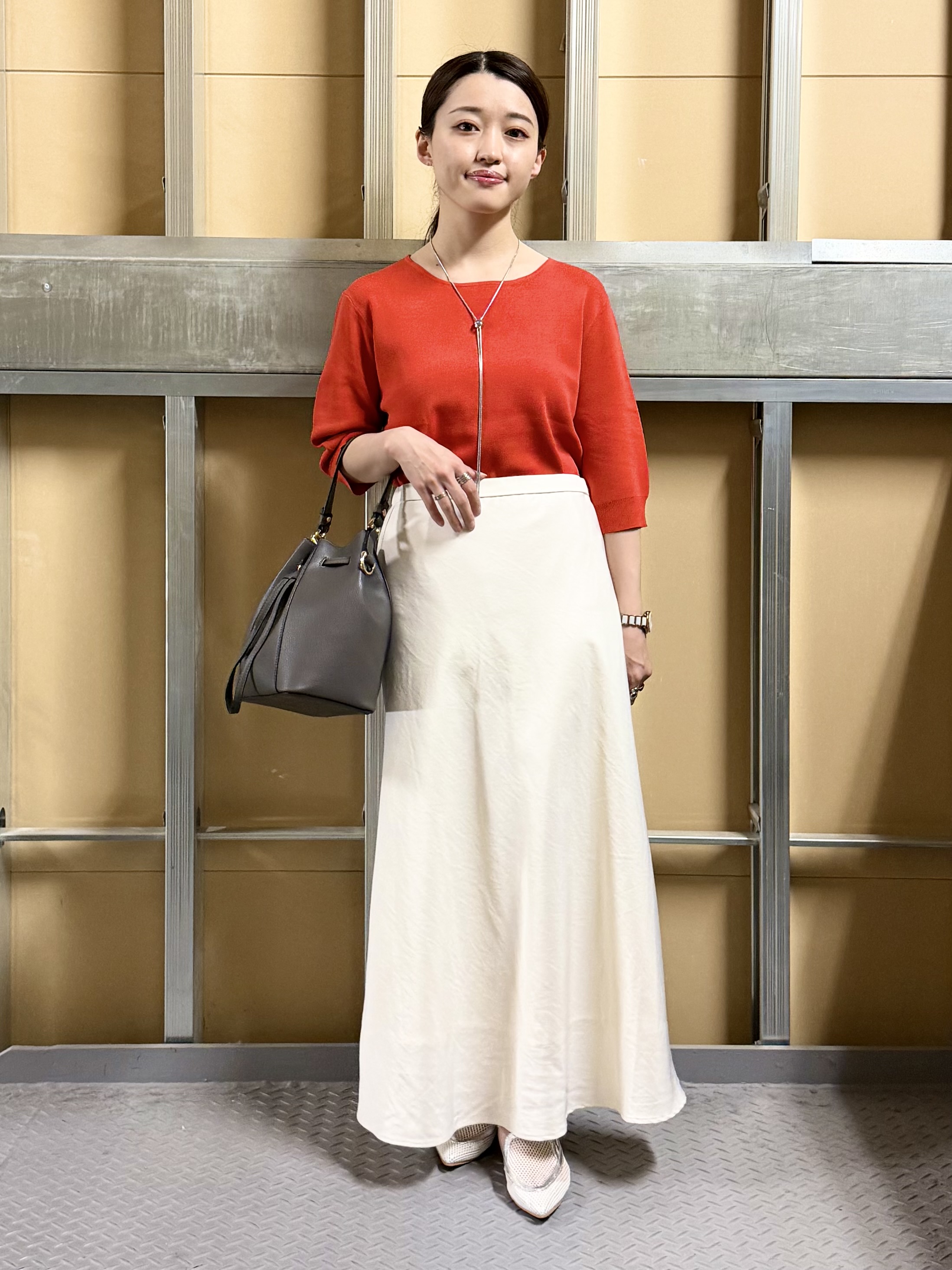 sahoさんの「THE SHOP TK｜【S-XL/ひんやりタッチ】美しさ際立つ 6分袖ニット 洗濯機OK/UVケア/毛玉になりにくい」を使ったコーディネート