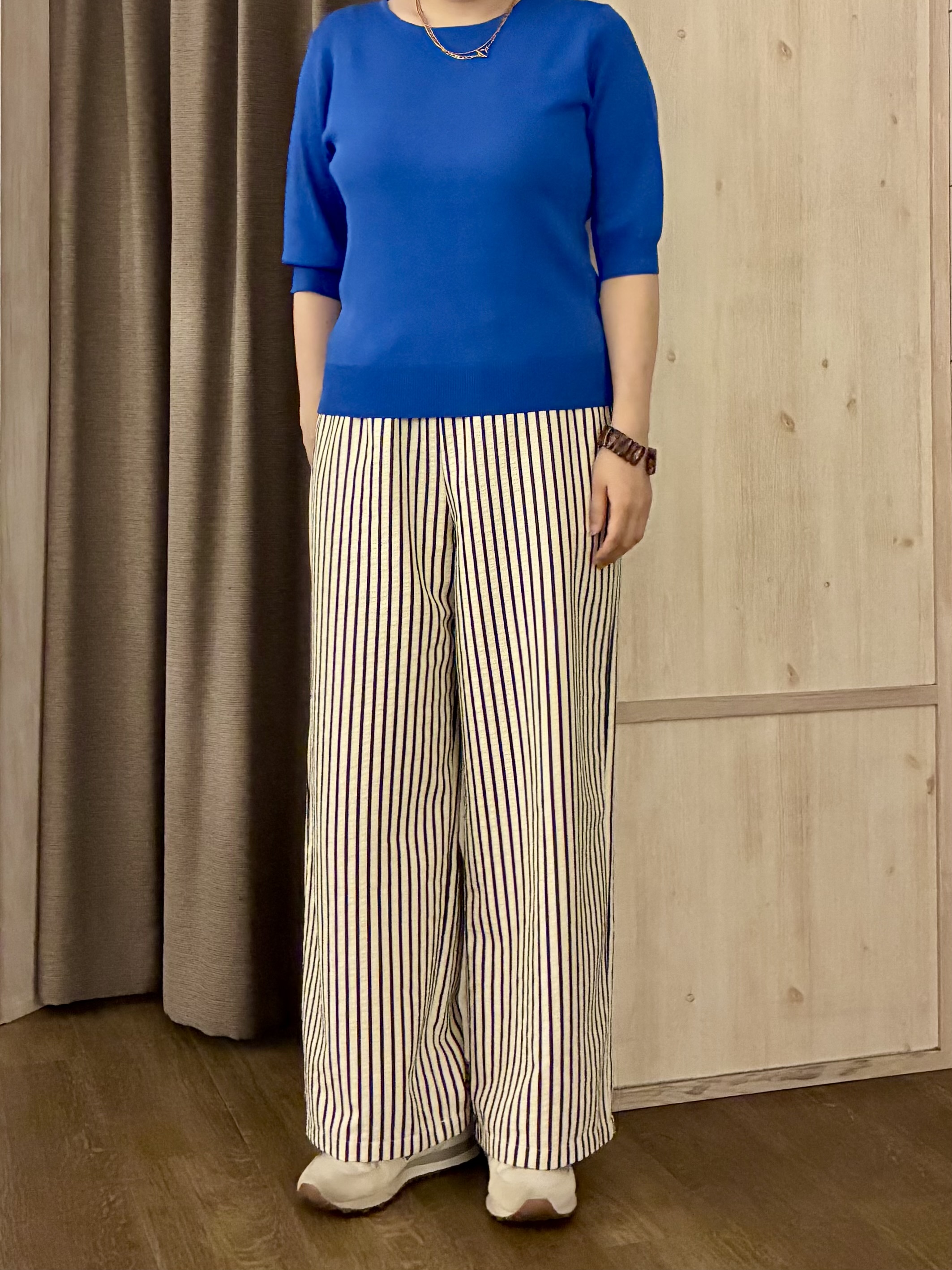 aiさんの「THE SHOP TK｜【S-XL/ひんやりタッチ】美しさ際立つ 6分袖ニット 洗濯機OK/UVケア/毛玉になりにくい」を使ったコーディネート