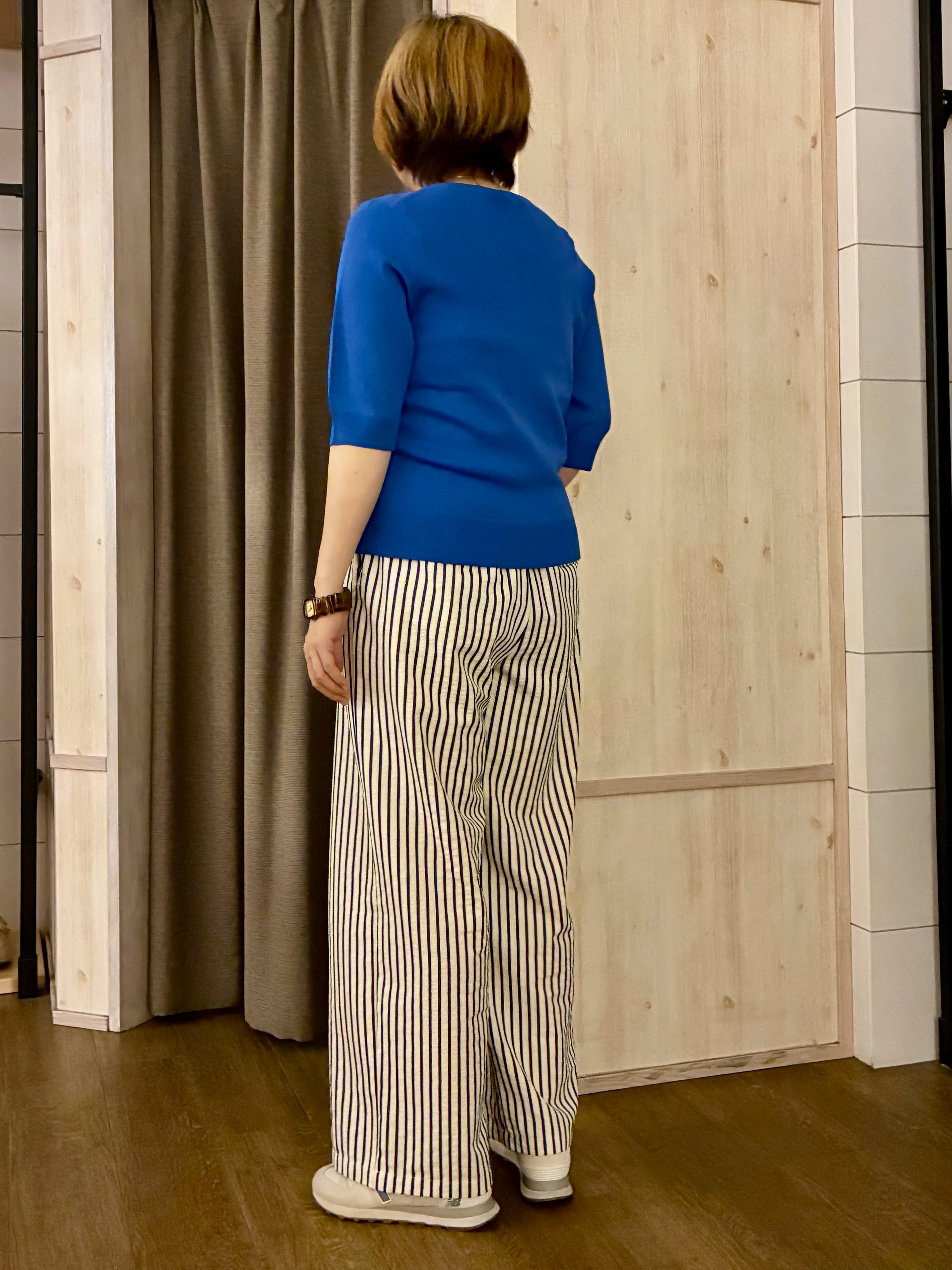 aiさんの「THE SHOP TK｜【S-XL/ひんやりタッチ】美しさ際立つ 6分袖ニット 洗濯機OK/UVケア/毛玉になりにくい」を使ったコーディネート