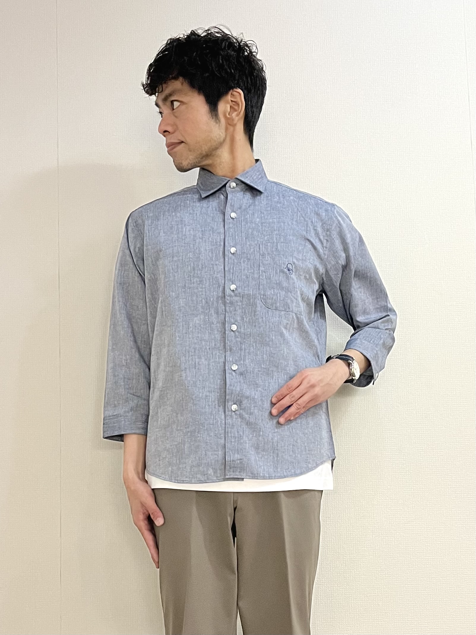 URAさんの「TAKEO KIKUCHI｜【接触冷感】ハイブリッド リネン 七分袖シャツ」を使ったコーディネート