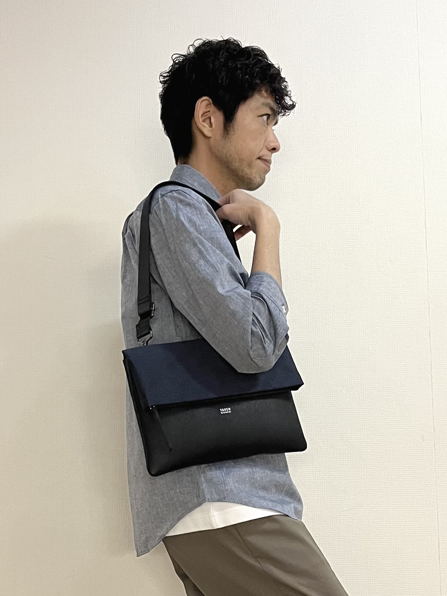 URAさんの「TAKEO KIKUCHI｜【接触冷感】ハイブリッド リネン 七分袖シャツ」を使ったコーディネート