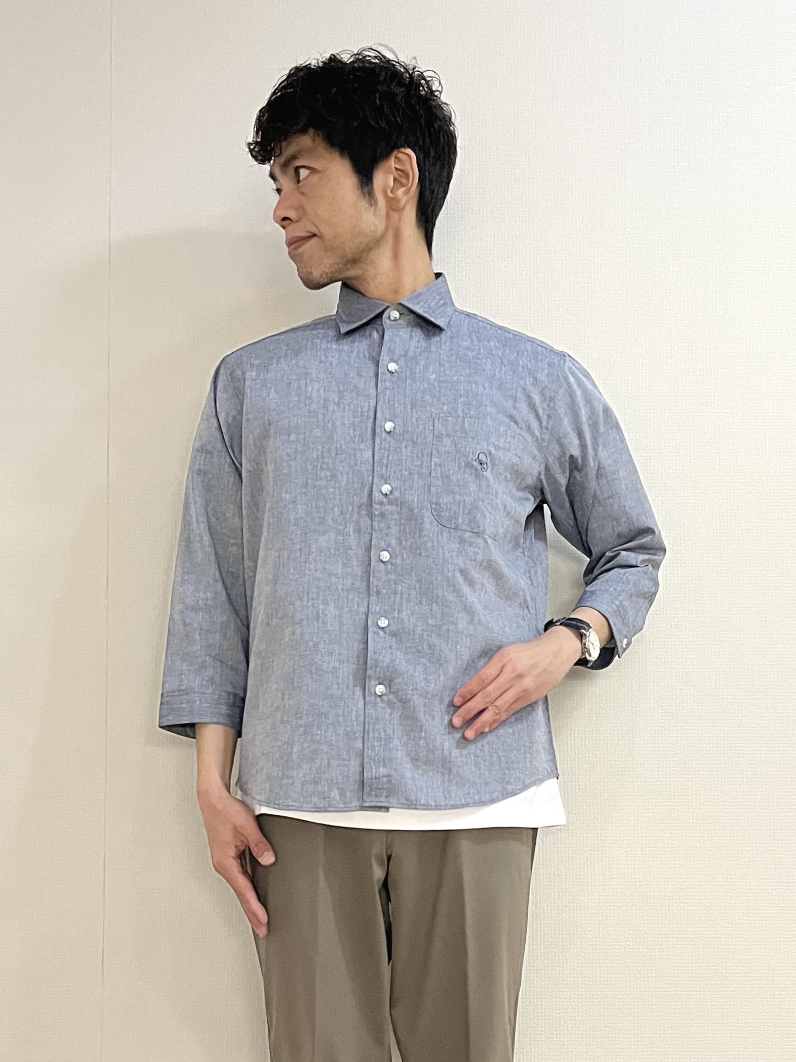 URAさんの「TAKEO KIKUCHI｜【接触冷感】ハイブリッド リネン 七分袖シャツ」を使ったコーディネート